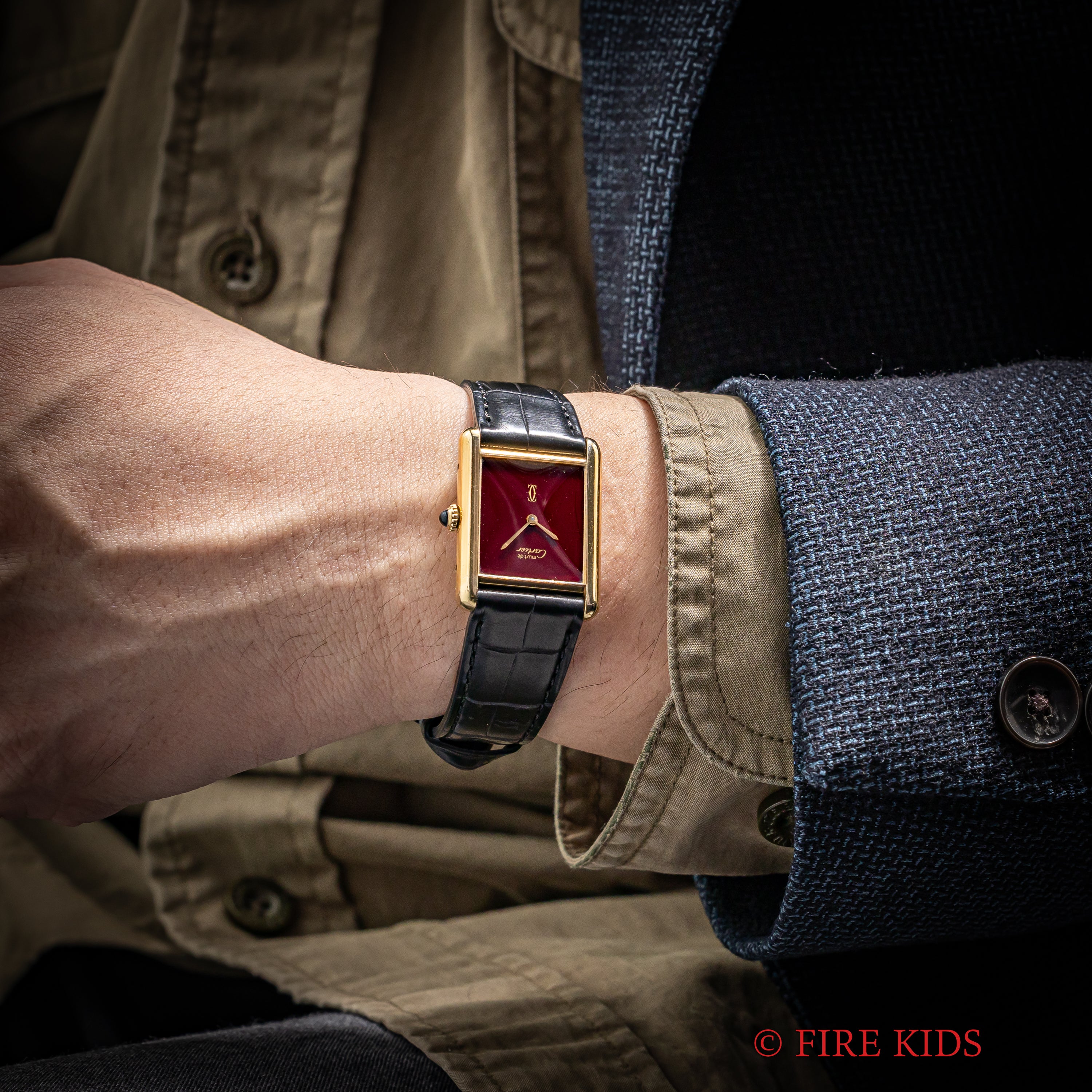 カルティエ マストタンク 1980年代製 LMサイズ 手巻き ガーネットダイヤル 純正Dバックル付き