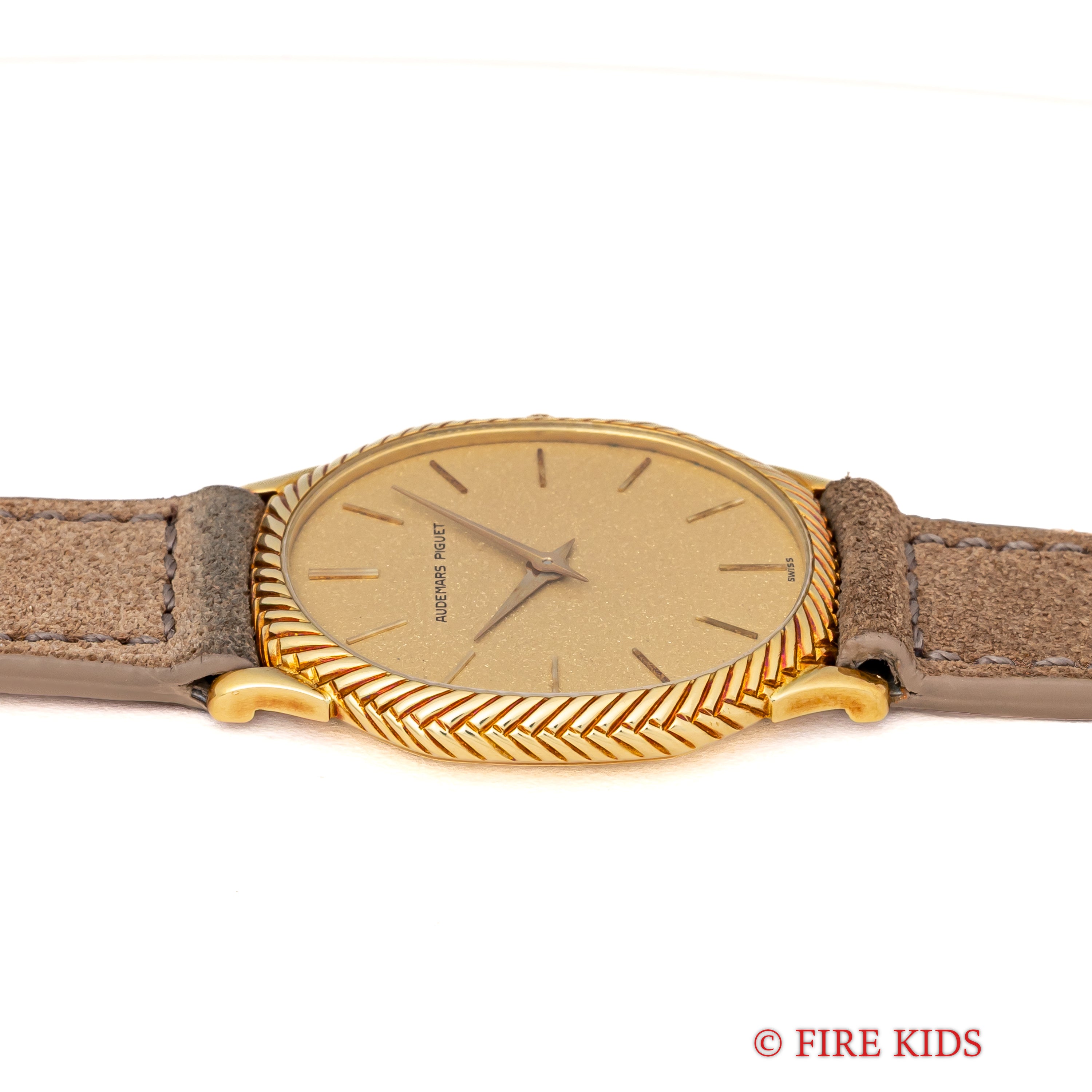 オーデマ・ピゲ 18金無垢オーバルケース 1970年代後半製 手巻き