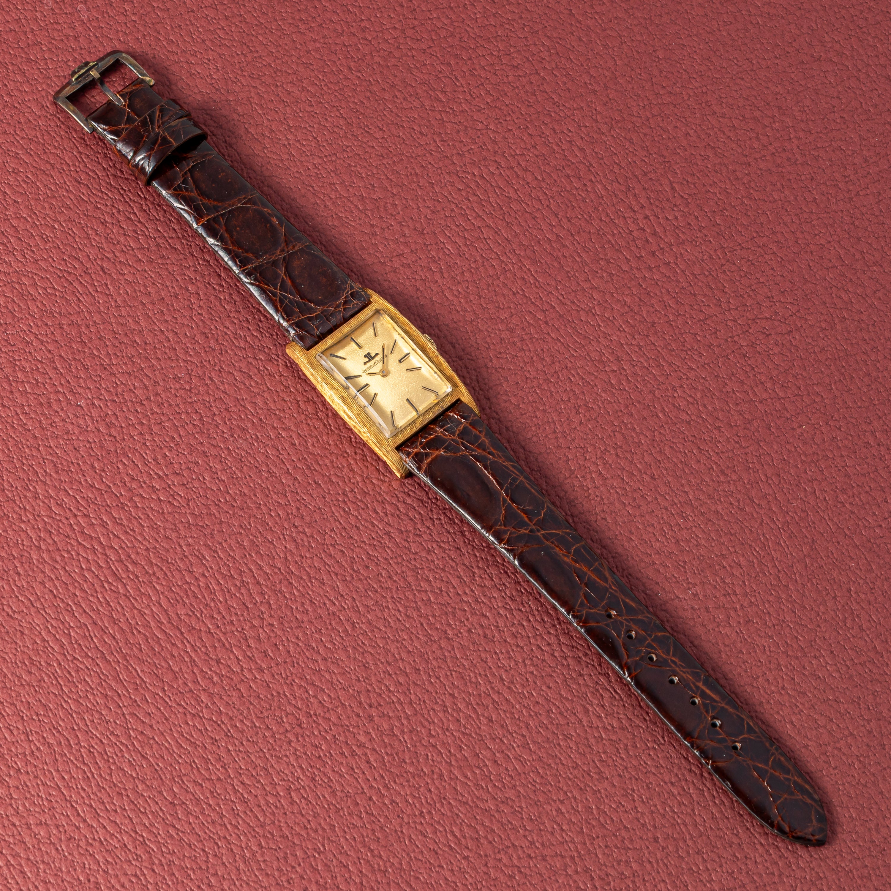 ジャガールクルト レクタンギュラー 手巻き 1960年代製 18金無垢  Ref.9012 Cal.818/2