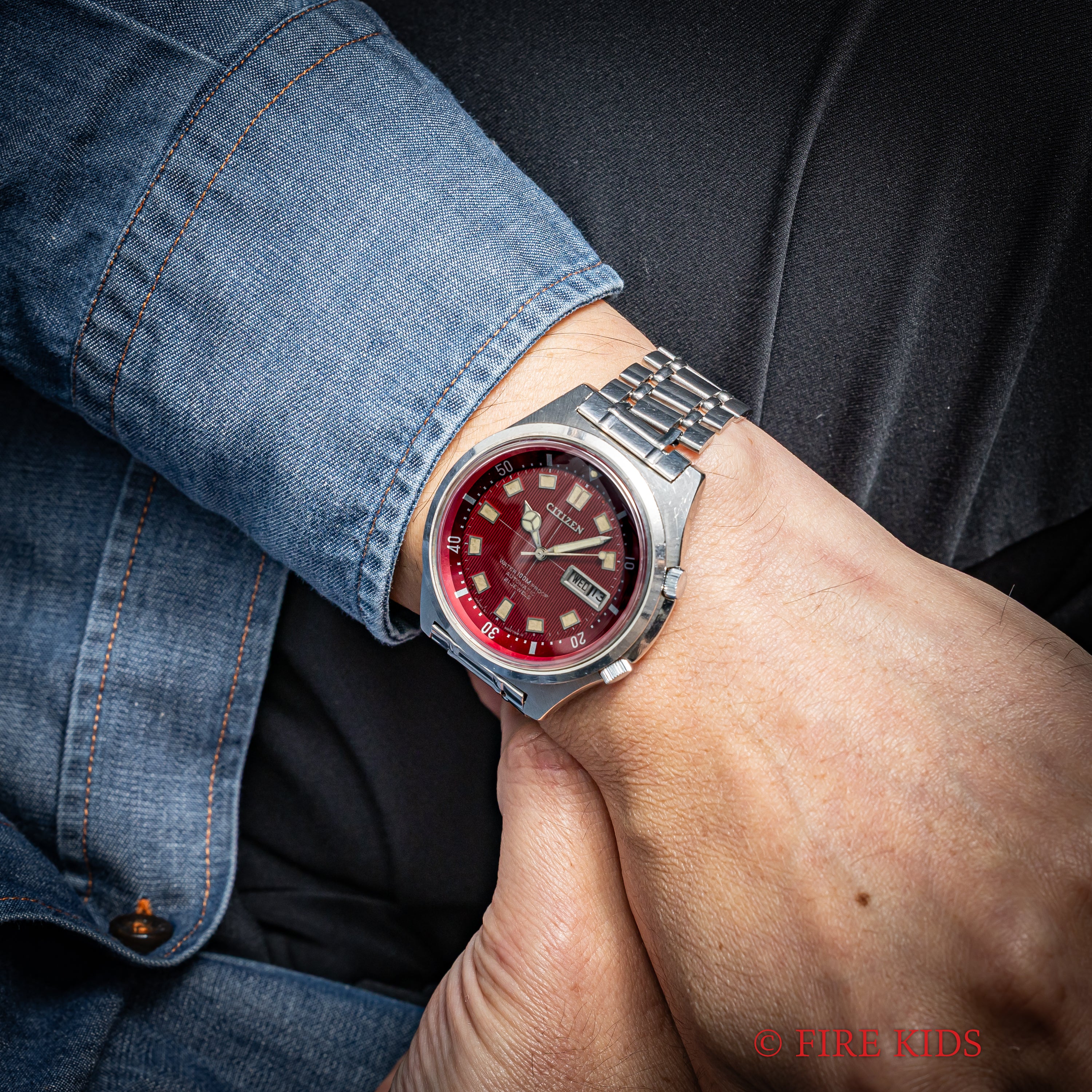 シチズン セブンスター レッドダイヤル 1969年製 ダイバーズウオッチ デイデイト 純正ブレス