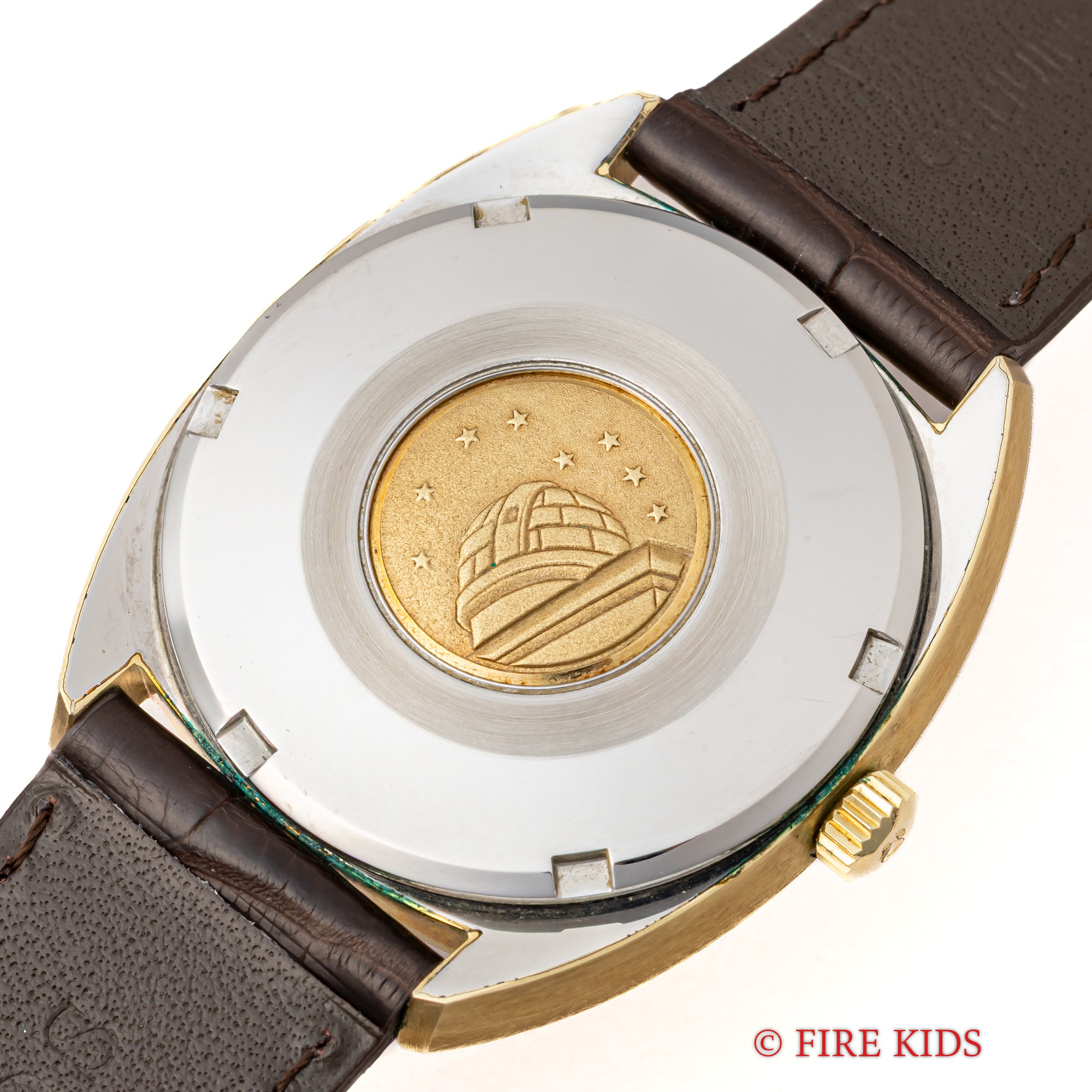 オメガ コンステレーション 1967年製 トップゴールドケース リネンダイヤル ジェンタデザイン 自動巻クロノメーター 純正尾錠