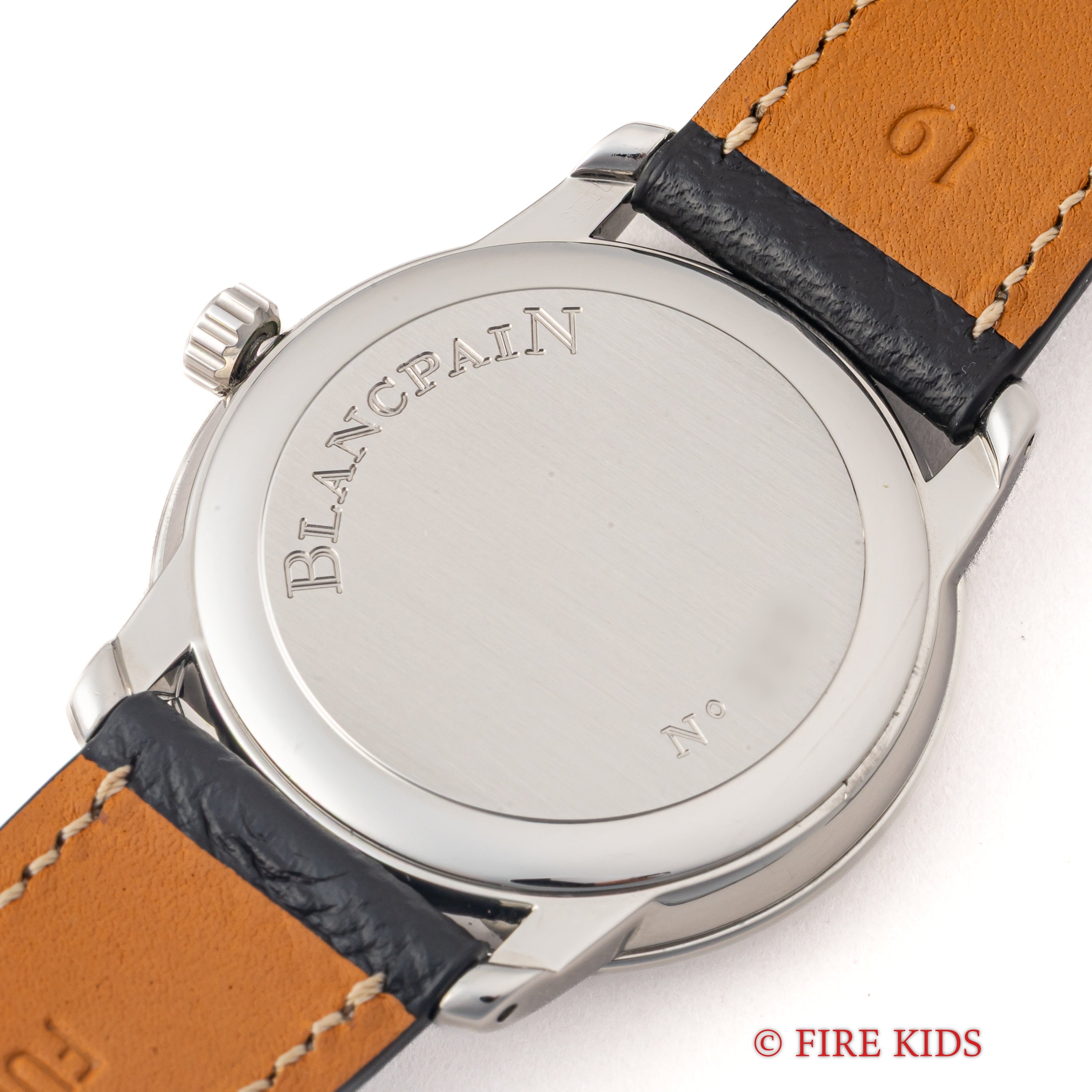 時計 Pattiya 75fe0f5b6db4fde330221f792b06c9