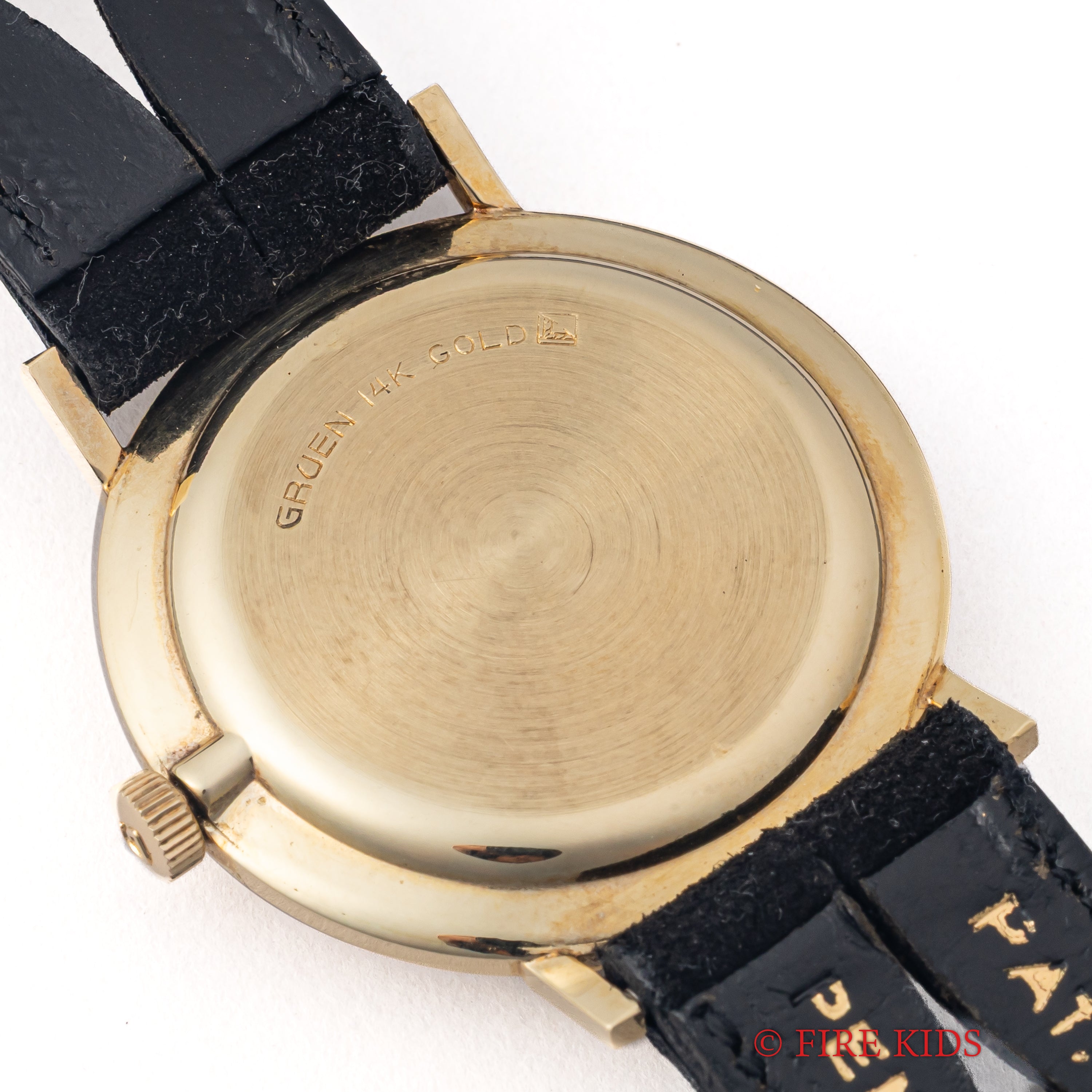 グリュエン 14金無垢イエローゴールドケース 1950年代製 3Pダイヤ 手巻き Cal.N510R