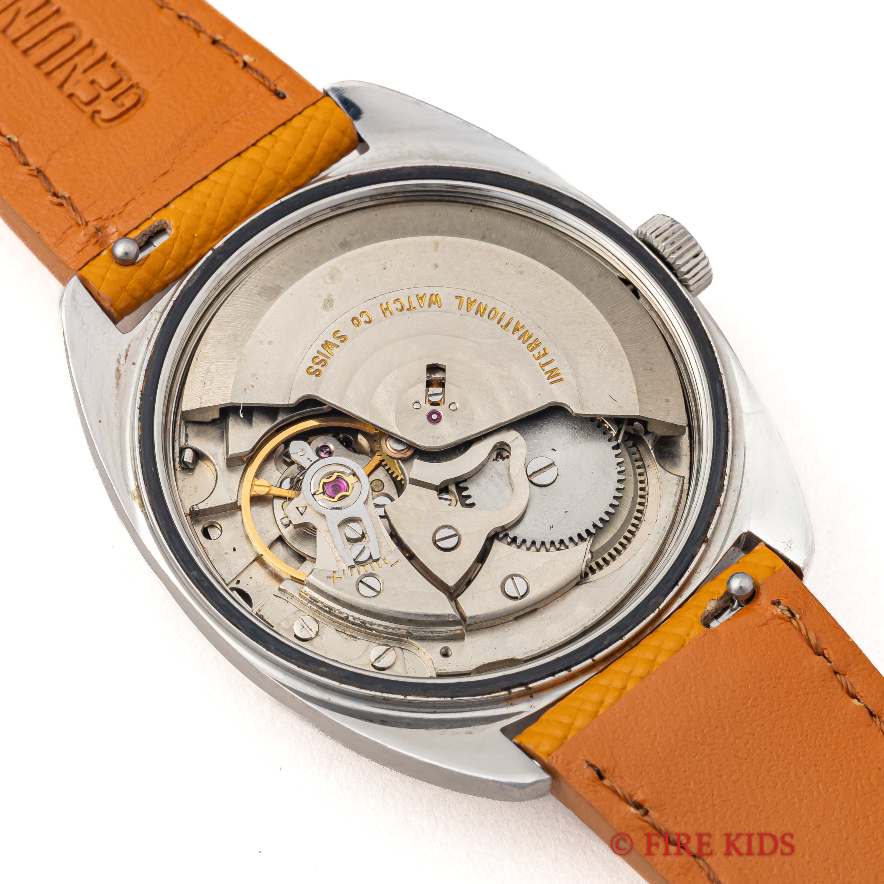 IWC トノーケース 1974年製 Ref.1827 ブルーダイヤル Cal.8541B ペラトン式自動巻き