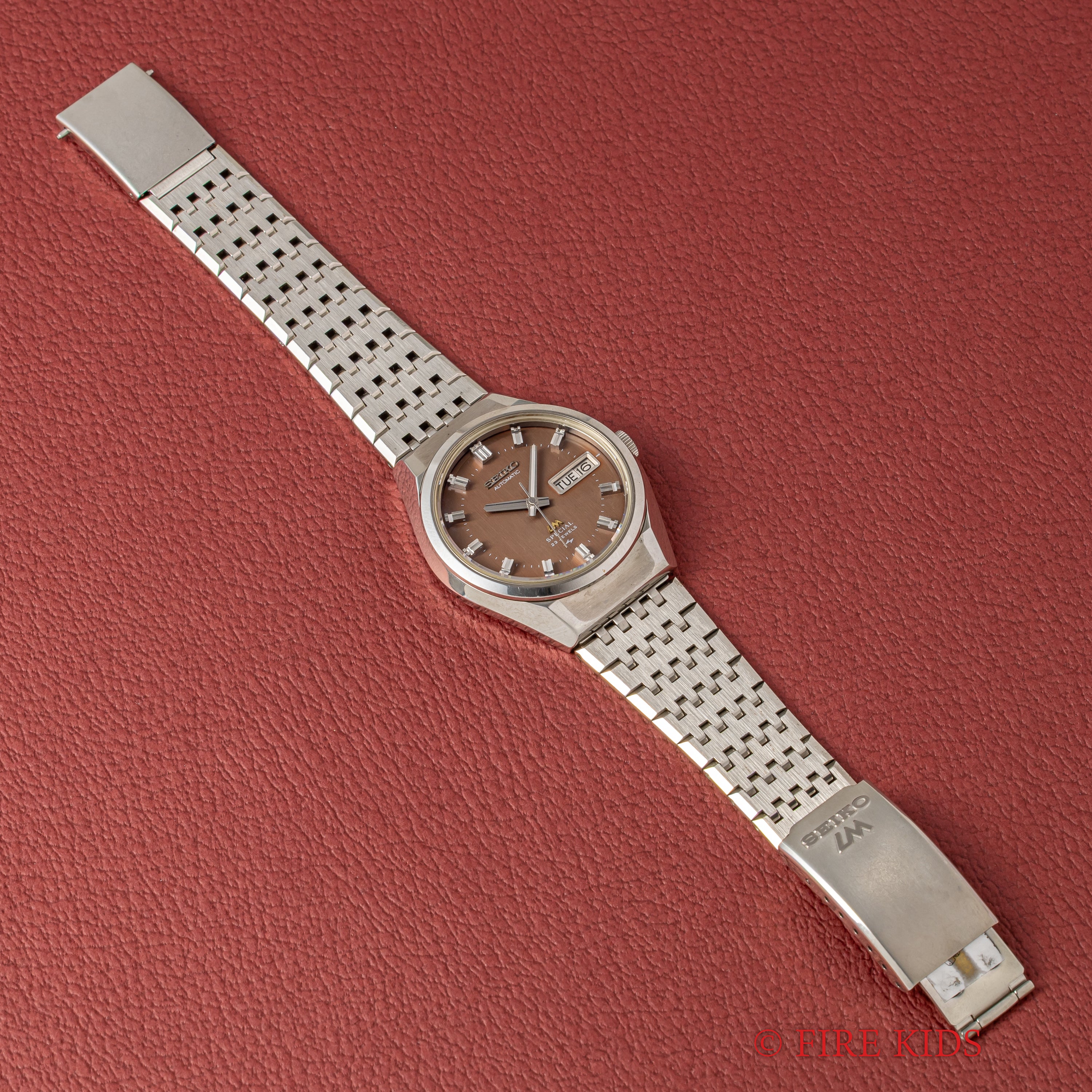 セイコー LMスペシャル 1975年製 純正ブレス付き Ref.5216-8010 8振動自動巻き タグ付き