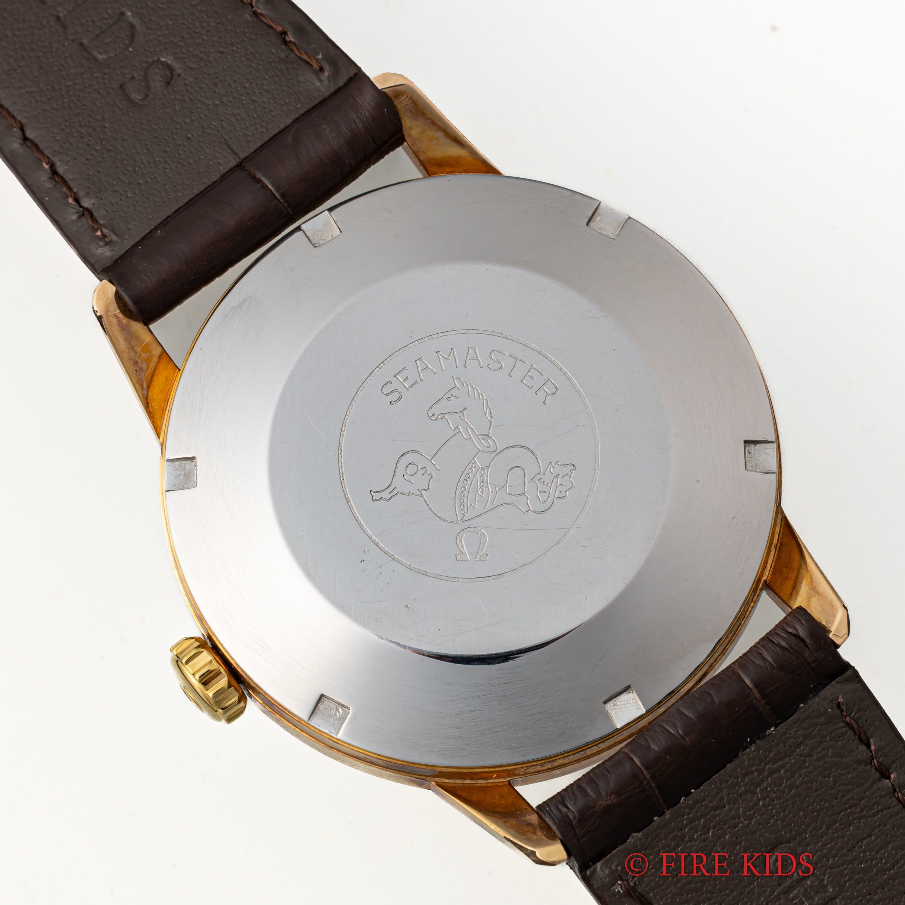 オメガ シーマスター30 1963年製 金張りケース Cal.286 手巻き Ref.135.007-63