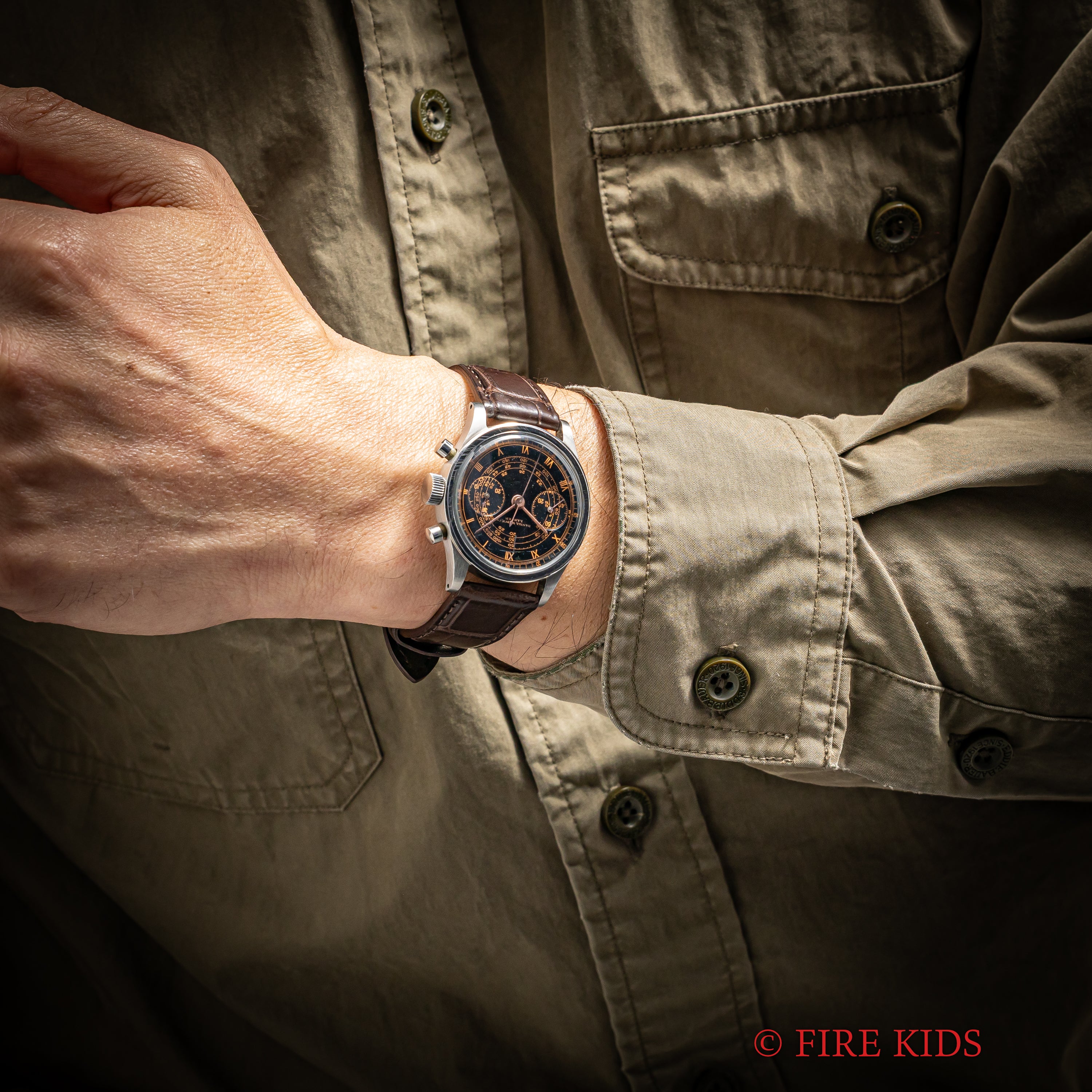 Daniel Watch Co. LANCER クロノグラフ ブラックミラー文字盤 1940年代製 スネイルタキメーター ランデロンムーブ