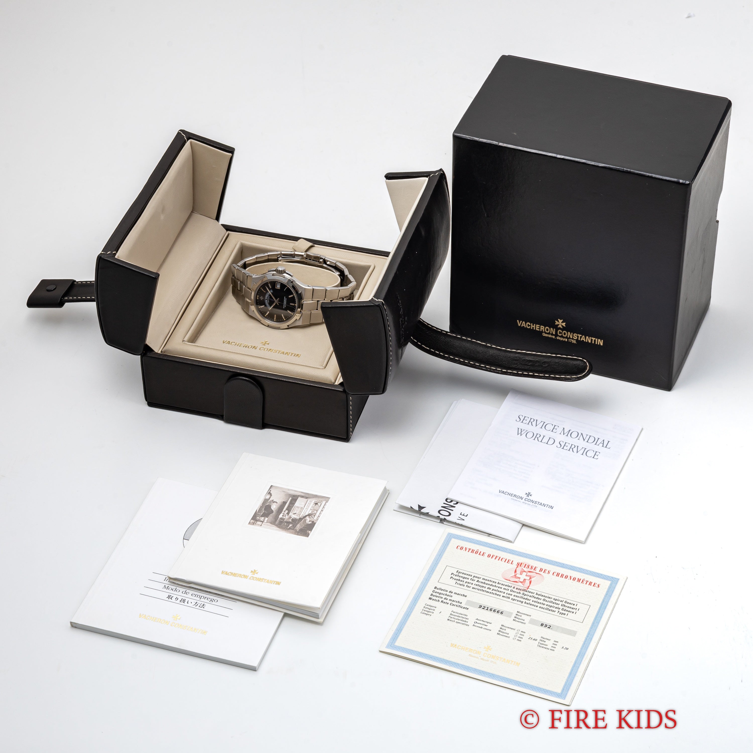 ヴァシュロン・コンスタンタン オーヴァーシーズ 37mm 1999年製 箱、クロノメーター証明書、修理明細付き