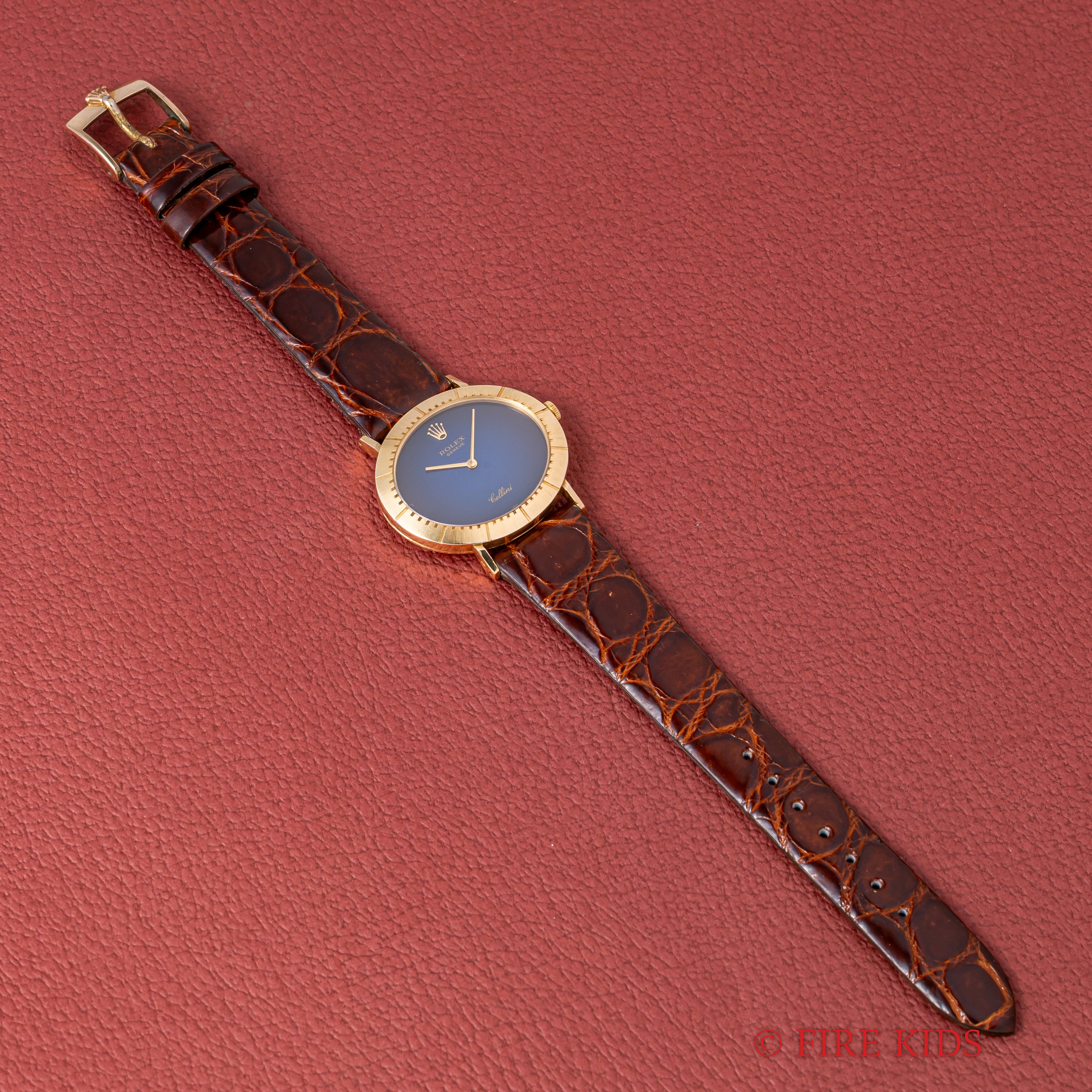 ロレックス チェリーニ 18金無垢イエローゴールド 1975年製 オーバル型 ブルーグラデーション 手巻き Ref.4083 王冠尾錠