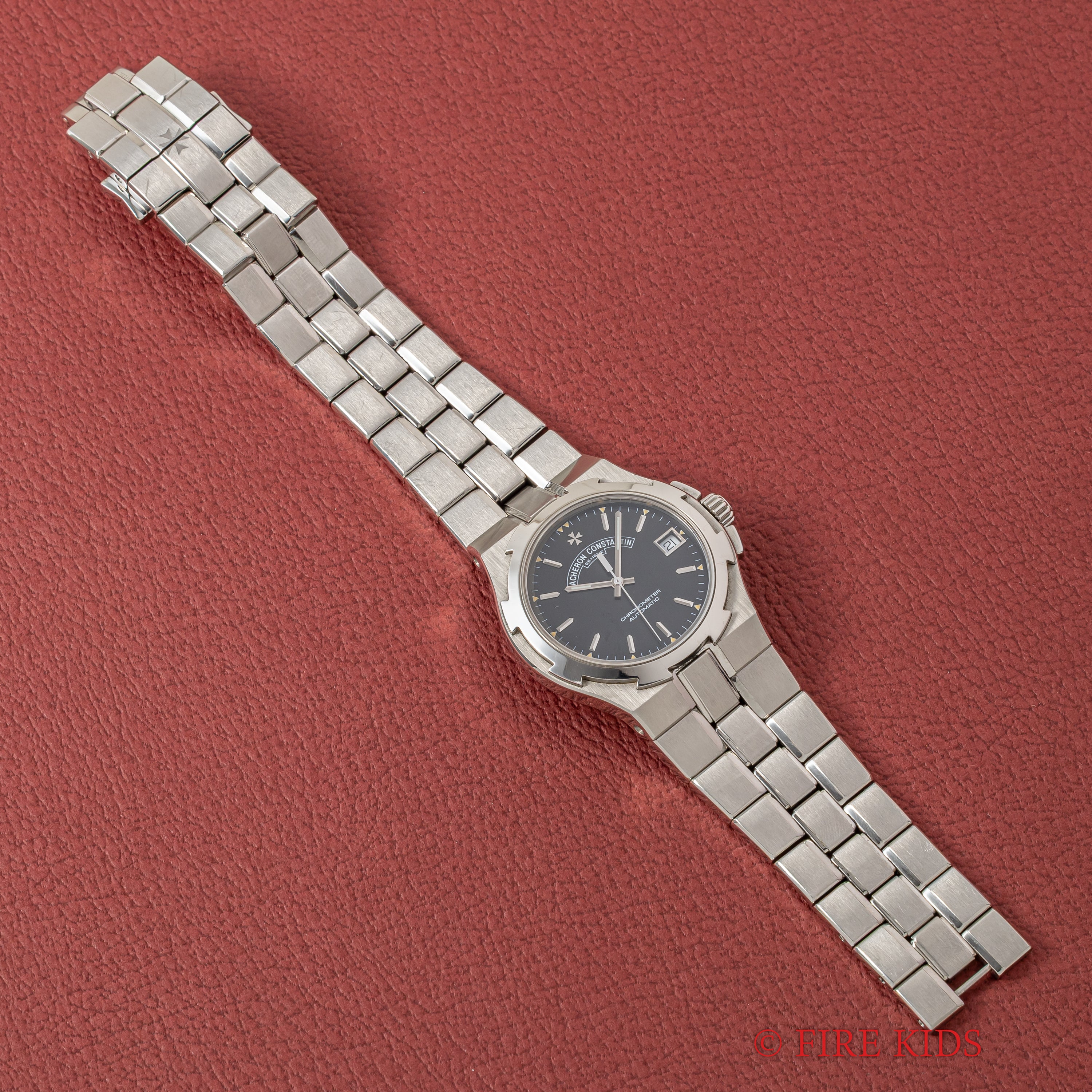 ヴァシュロン・コンスタンタン オーヴァーシーズ 37mm 1999年製 箱、クロノメーター証明書、修理明細付き