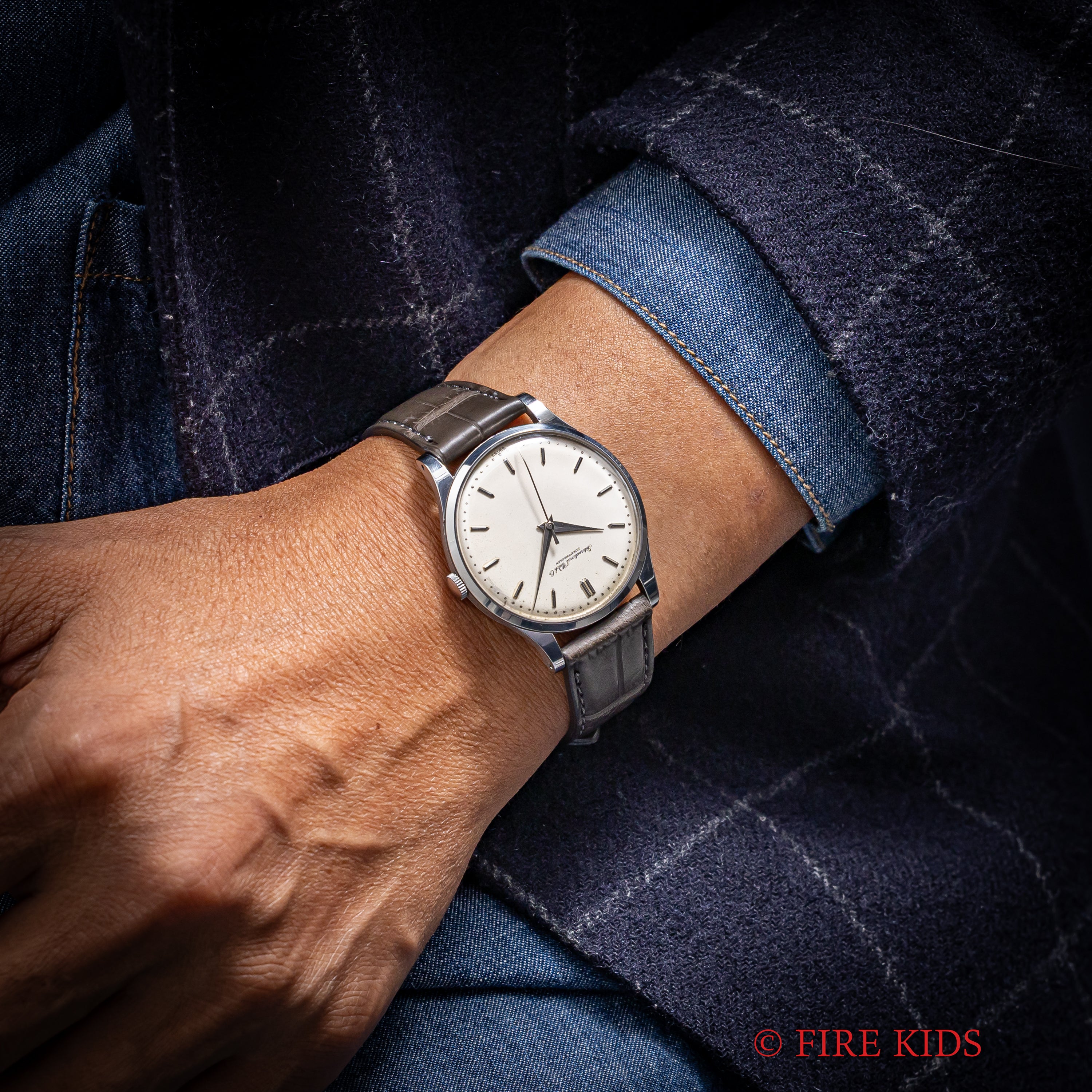 IWC ラウンドケース 1958年製 手巻き Cal.89 砲弾インデックス　ビックケース