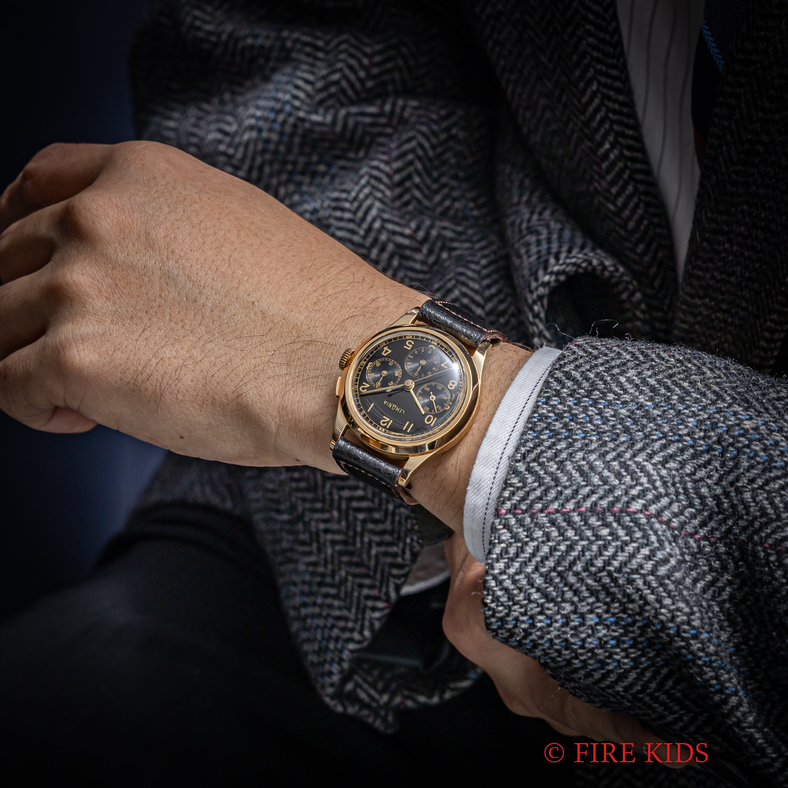 レマニア 18金無垢3レジスタークロノグラフ 1940年代製 Cal.27CHRO C12 ブラックミラーダイヤル