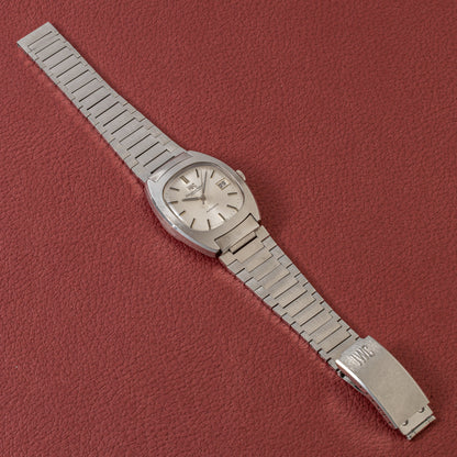 IWC トノー型 1972年製	Ref.1872 シルバーダイヤル 純正ブレス付き