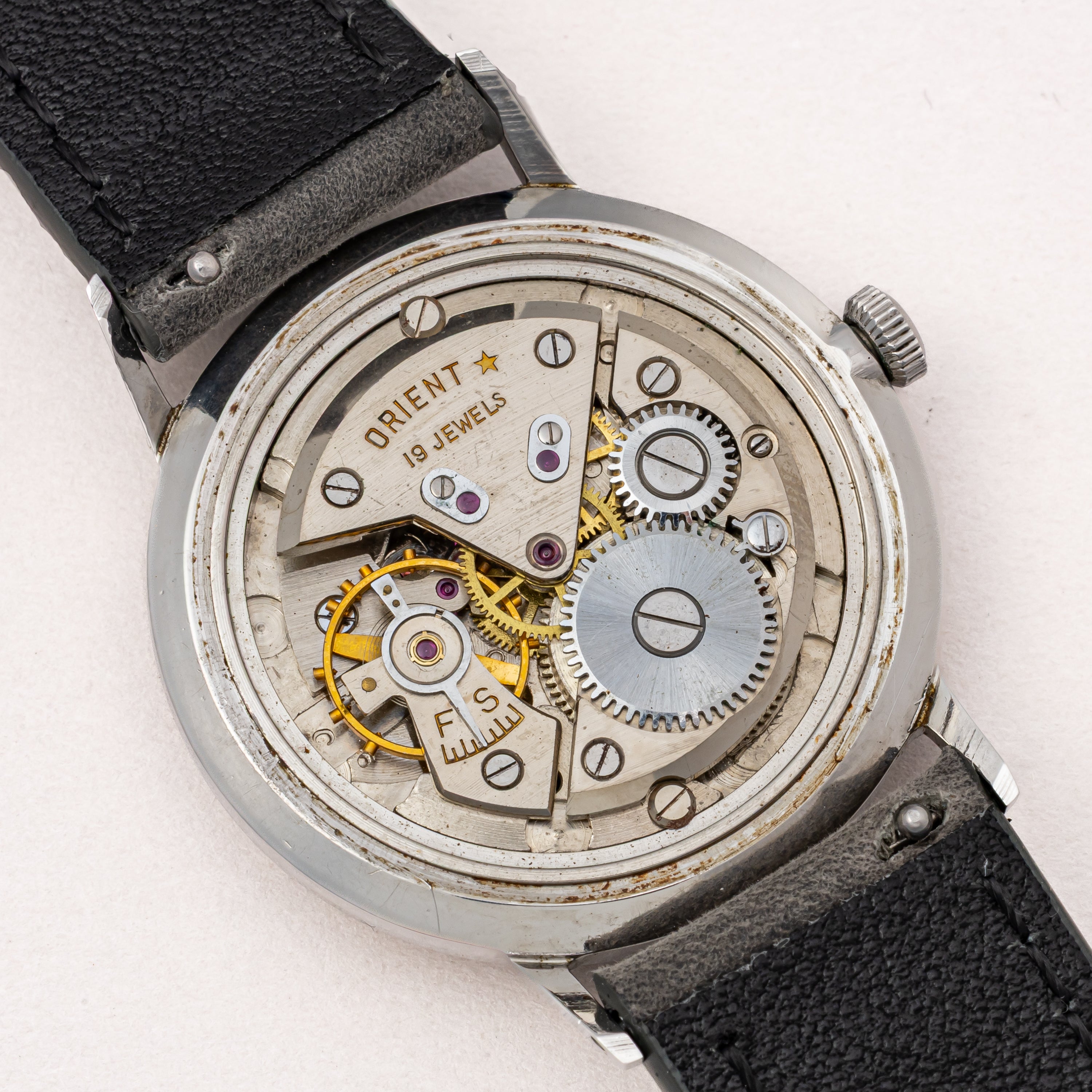 オリエント マルス 1957～58年製 19石手巻きツートンダイヤル