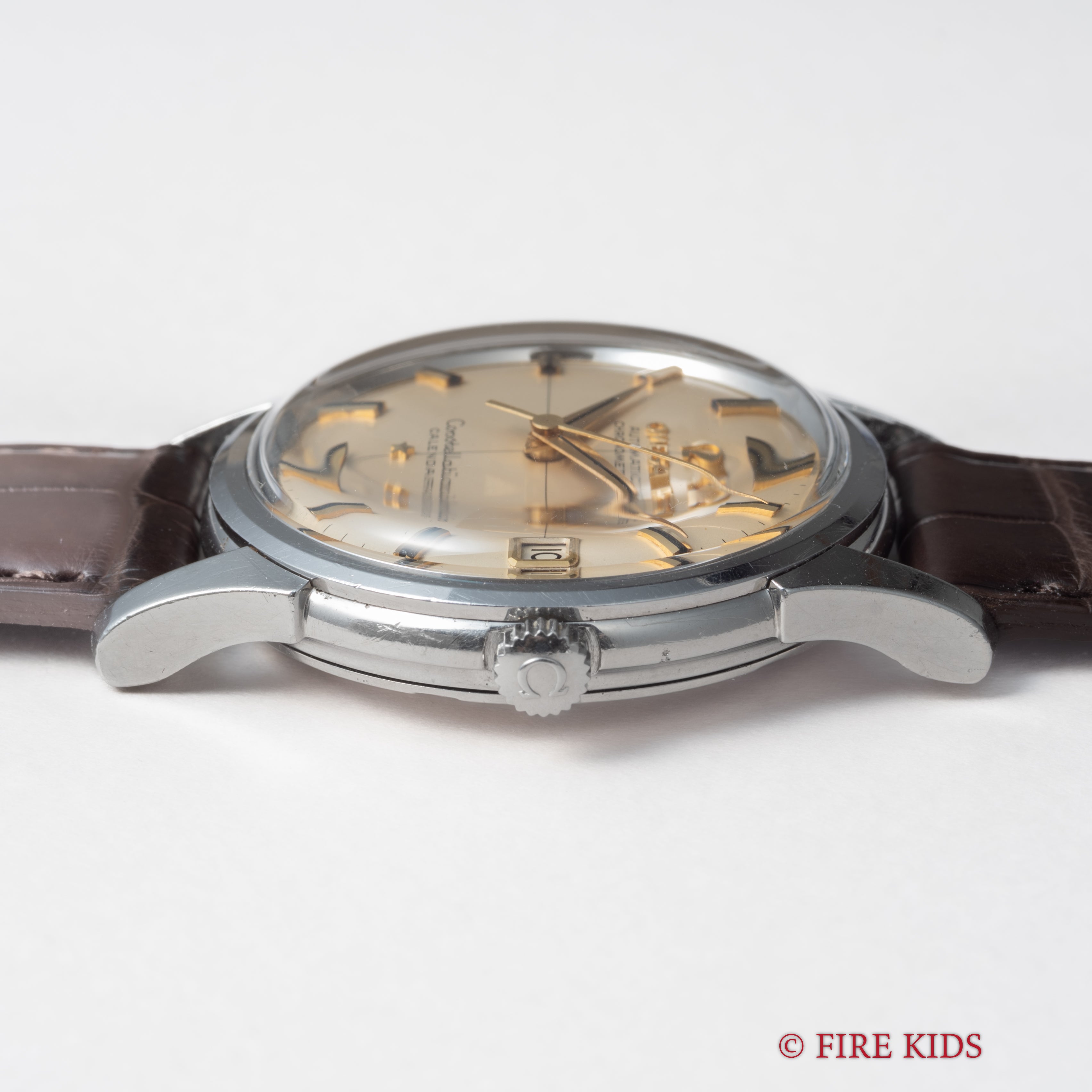オメガ コンステレーション カレンダー クロスラインダイヤル 自動巻き 1959年製 Ref.14393 1SC Cal.561