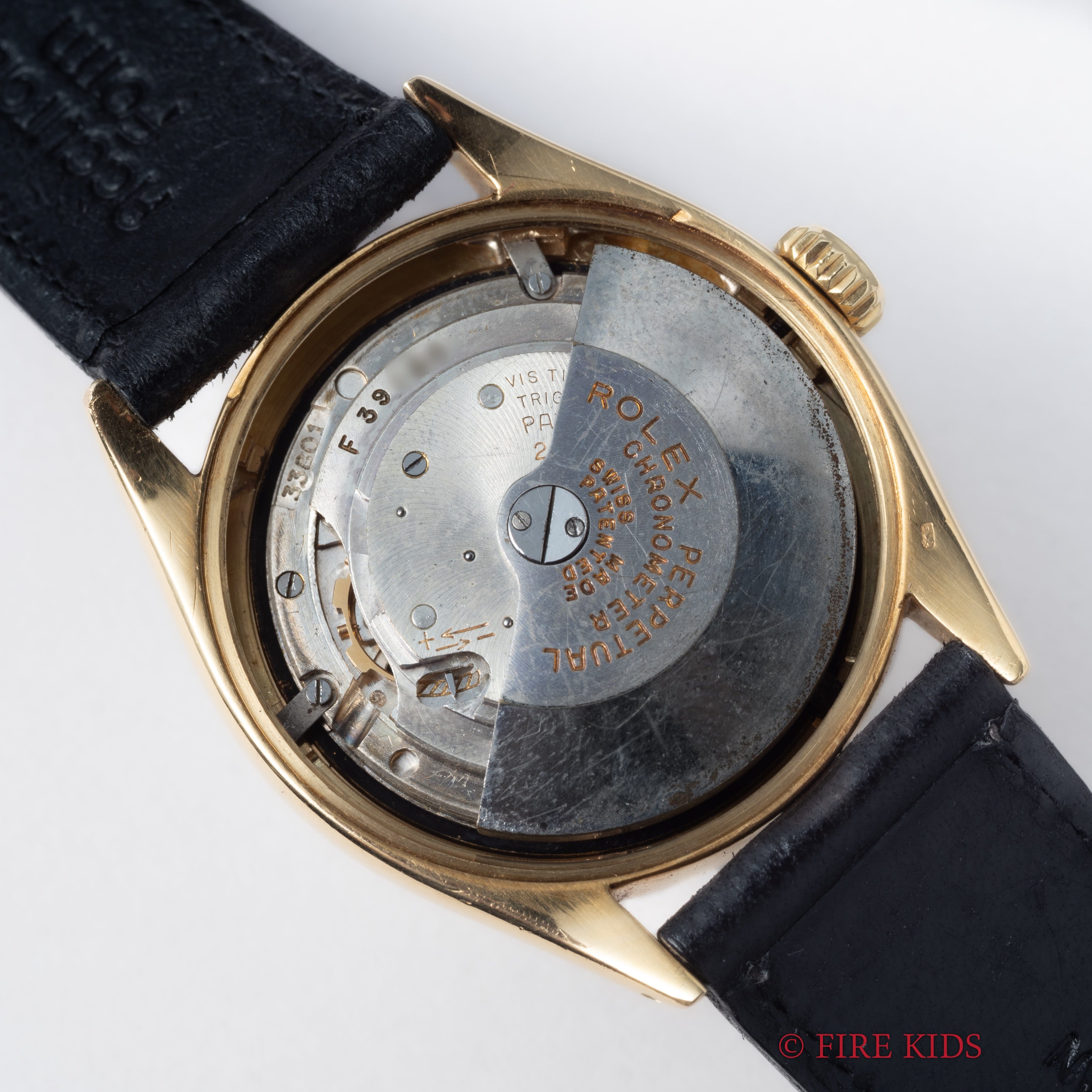 しみたけ ロレックス Ref.6084 1953年製 セミバブルバック 18金イエロー