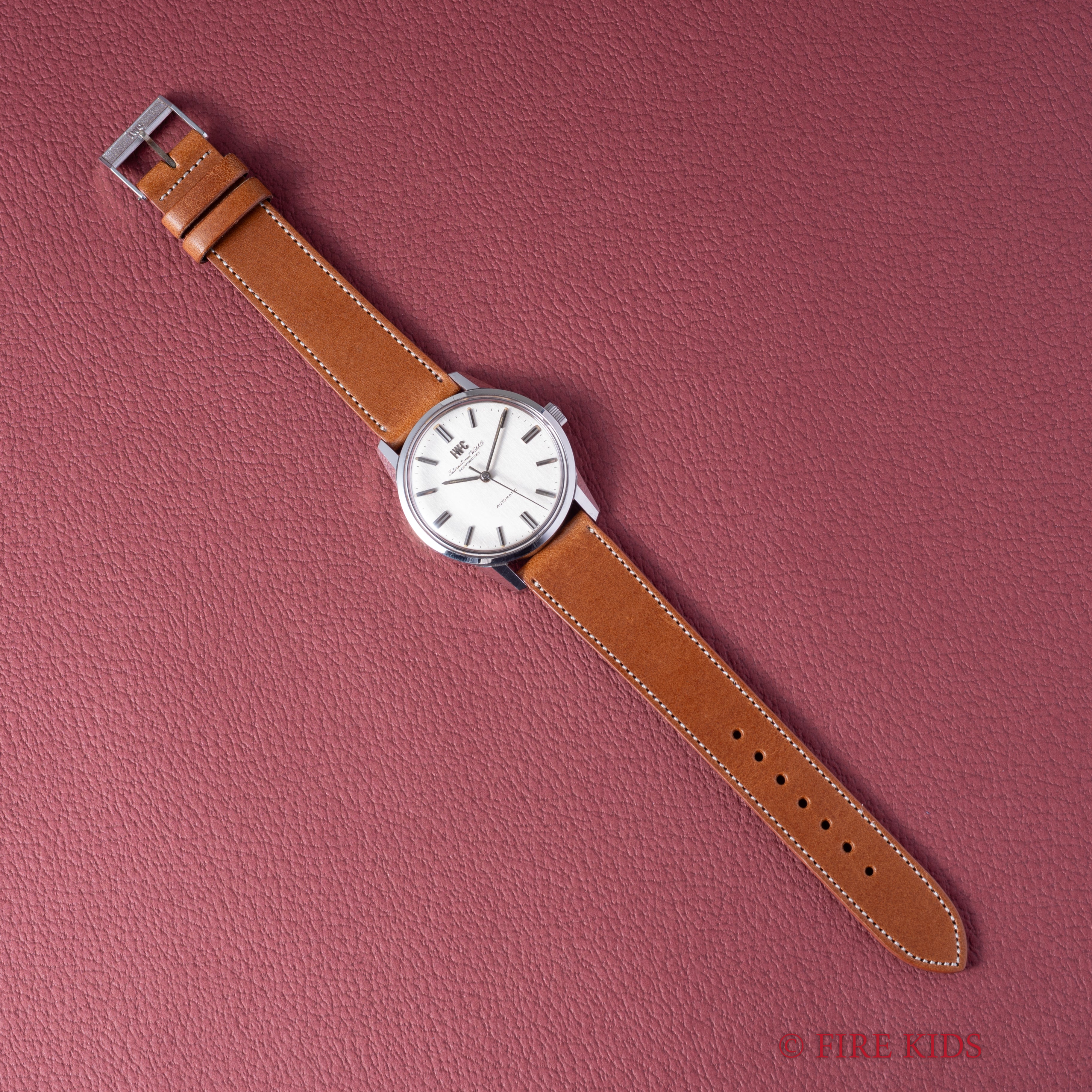 IWC 1972年製 ラウンドケース ペラトン式自動巻き Cal.854B R810A お魚リューズ