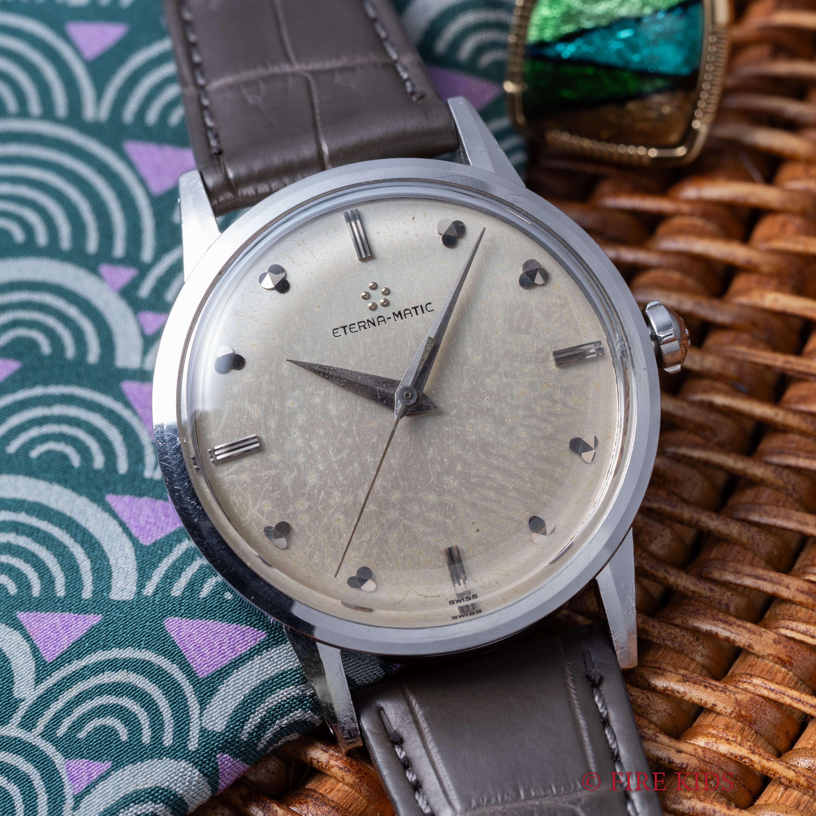 エテルナ マチック 1960年代製 自動巻き ノンデイト スクリューバック