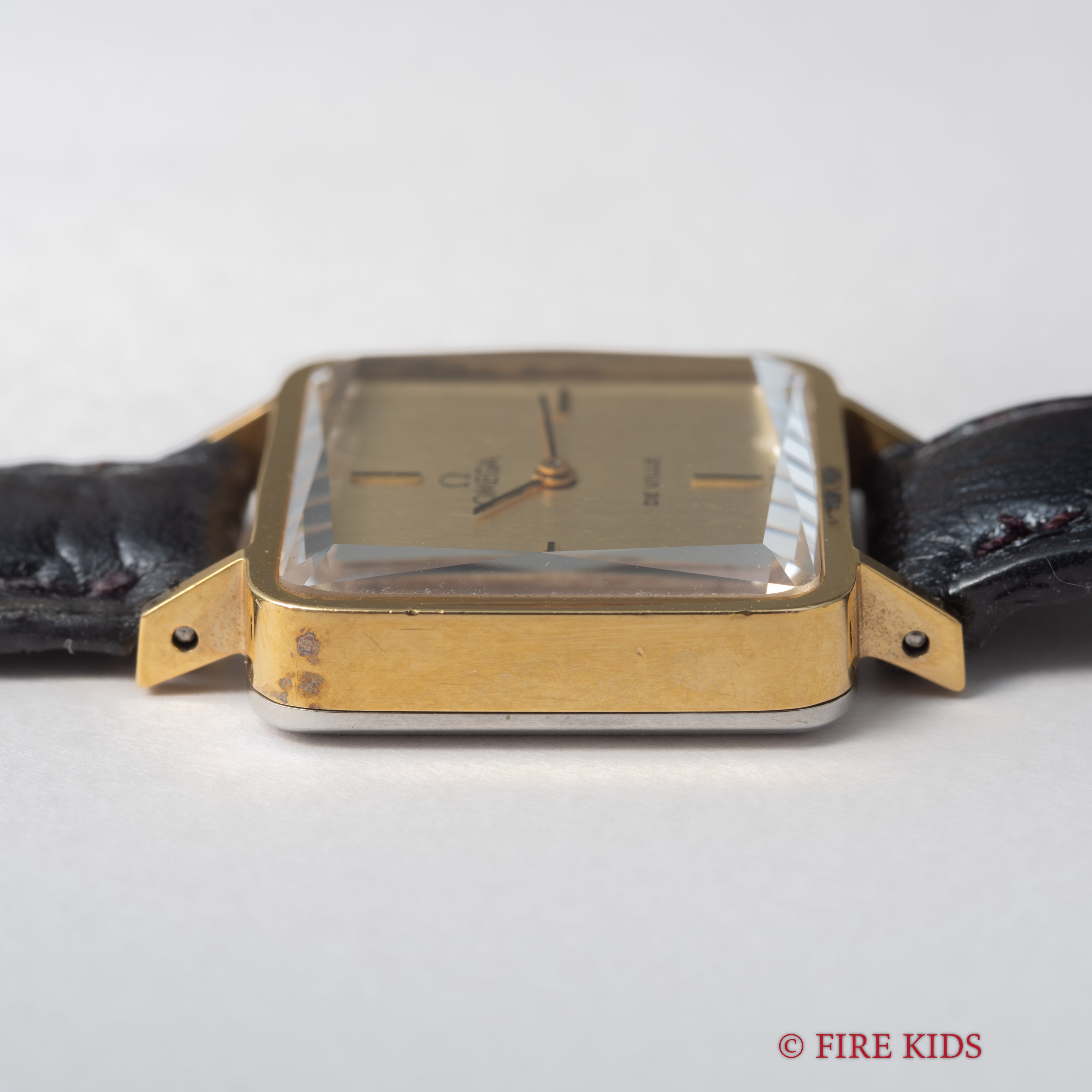 オメガ デ・ヴィル レディース Ref.511.0375 1970年製 手巻き カットガラス