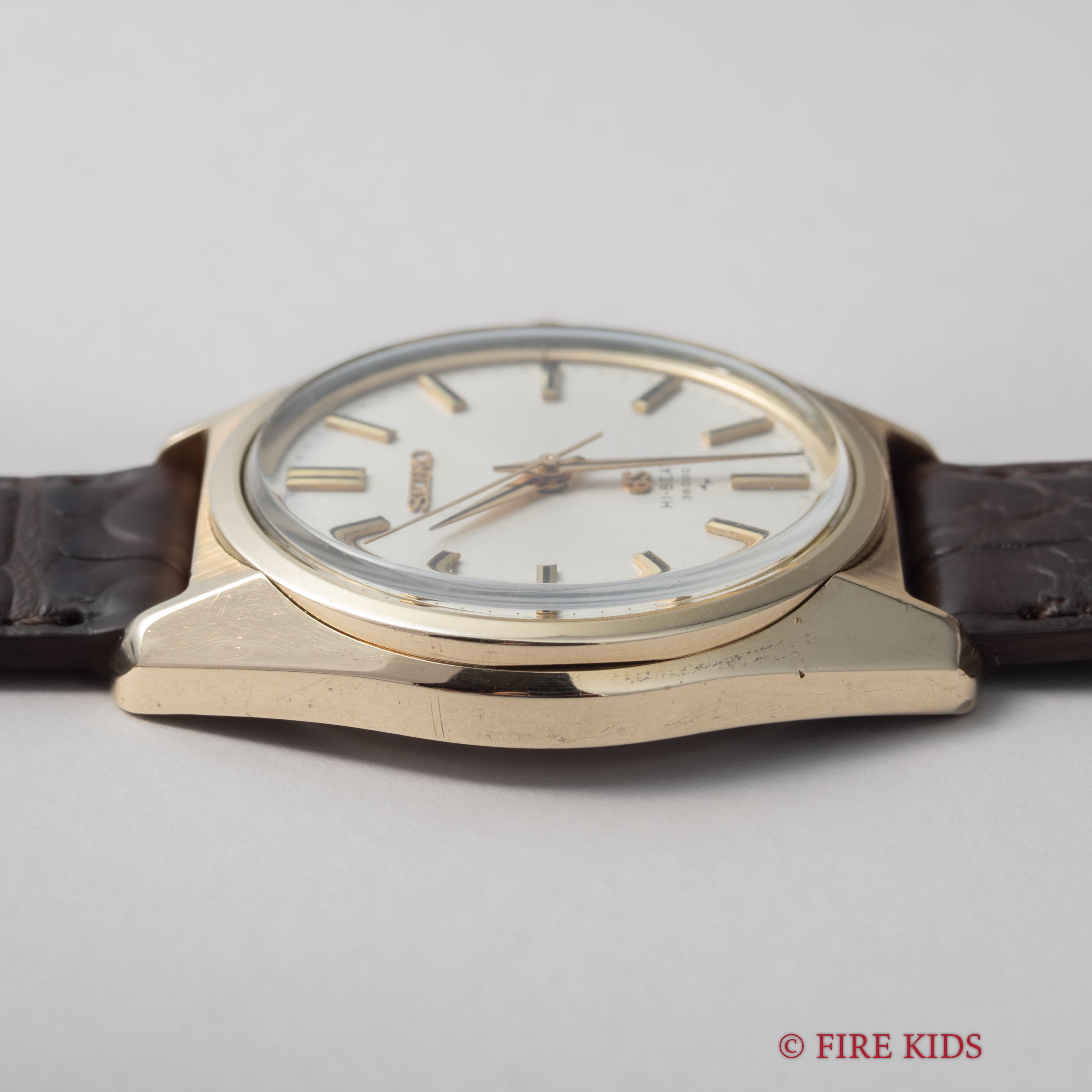 グランドセイコー 1969製 Ref.4520-8000 CAPゴールド 45GS 10振動 手巻き GS基準合格証明書付