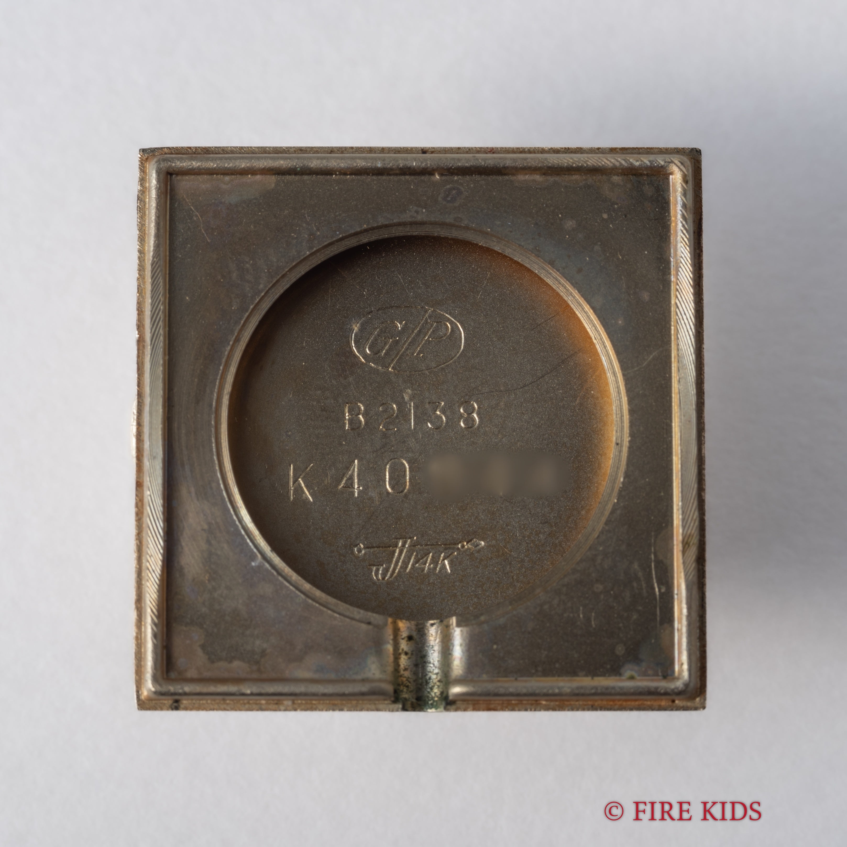 ジラール・ペルゴ Ref.B2138 14金無垢ケース ユニークダイヤル 手巻き 1970年代製 純正尾錠付き