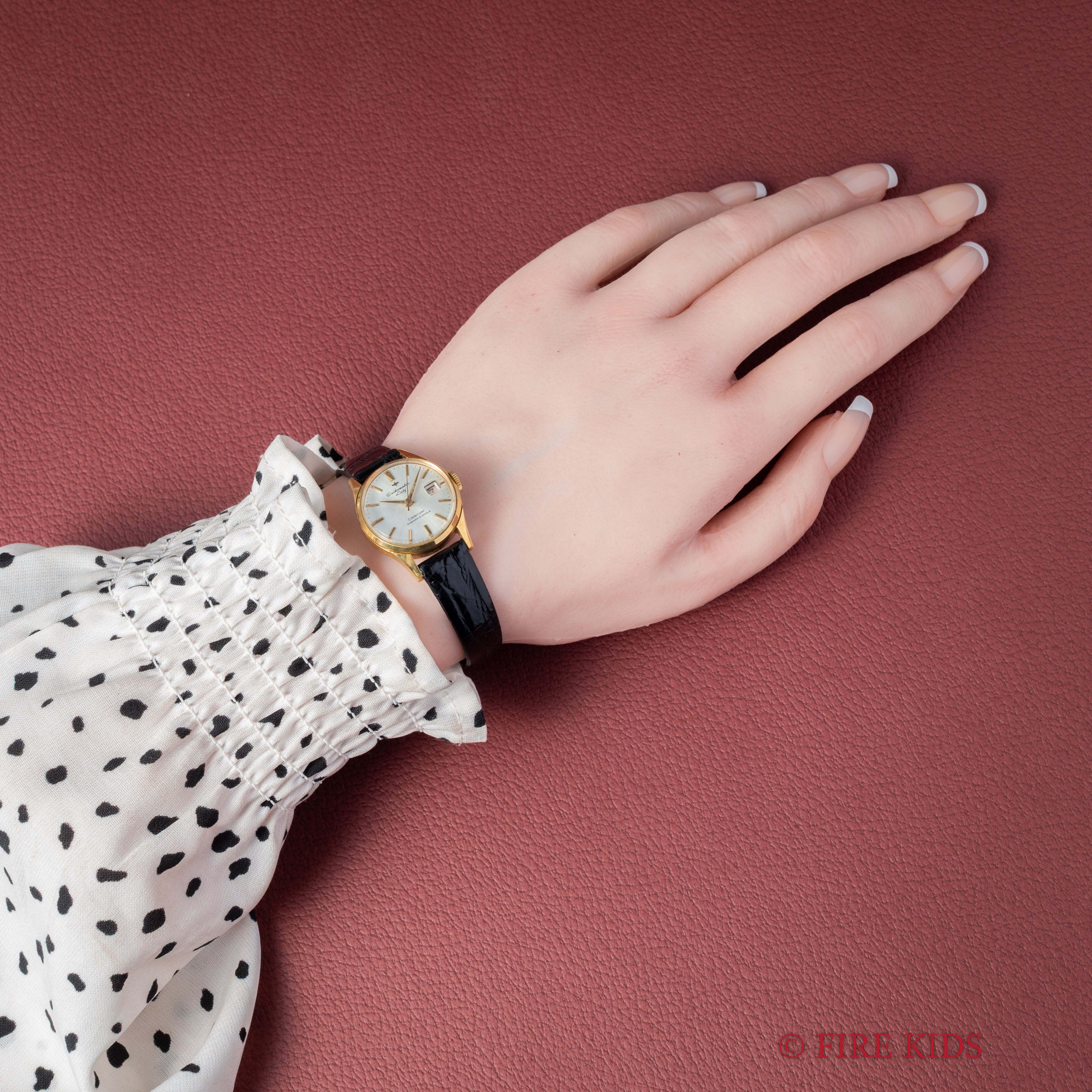 セイコー マチックレディ 1964年製 レディース 自動巻き 赤カレンダー 箱、タグ、純正尾錠付き