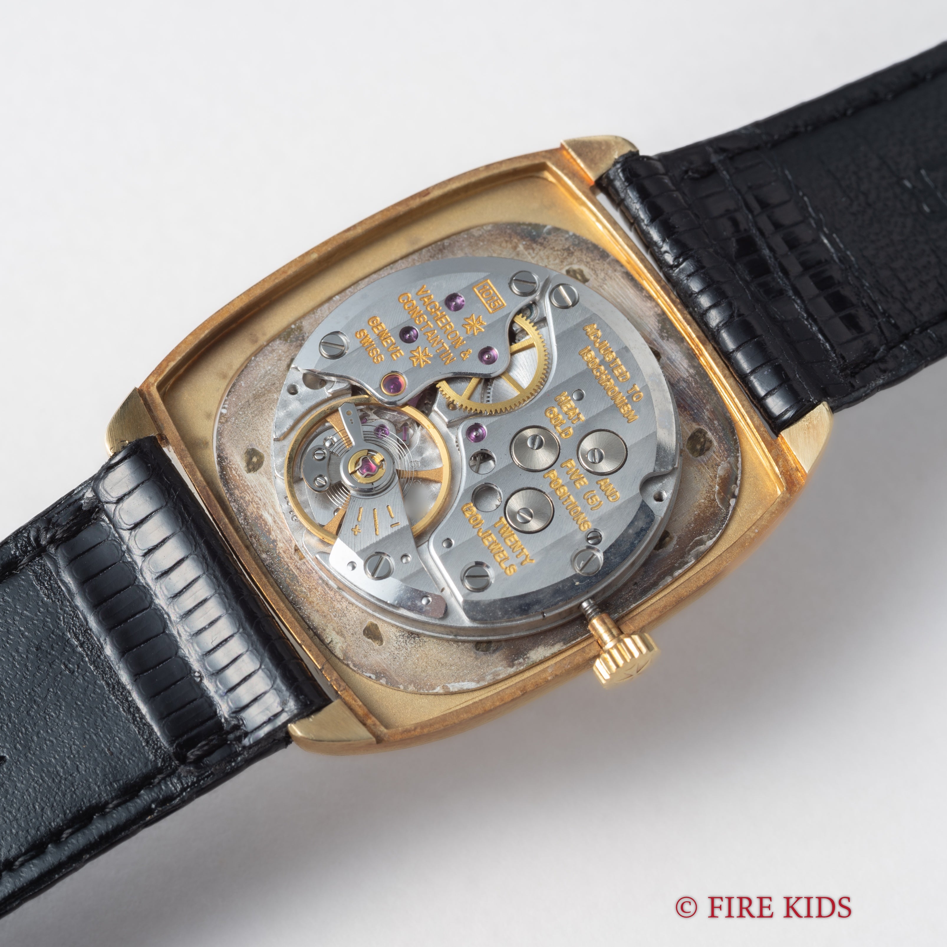 ヴァシュロン・コンスタンタン 1980年代製 トノーケース 18金無垢イエローゴールド Ref.39014 Cal.1015 手巻き シグマダイヤル