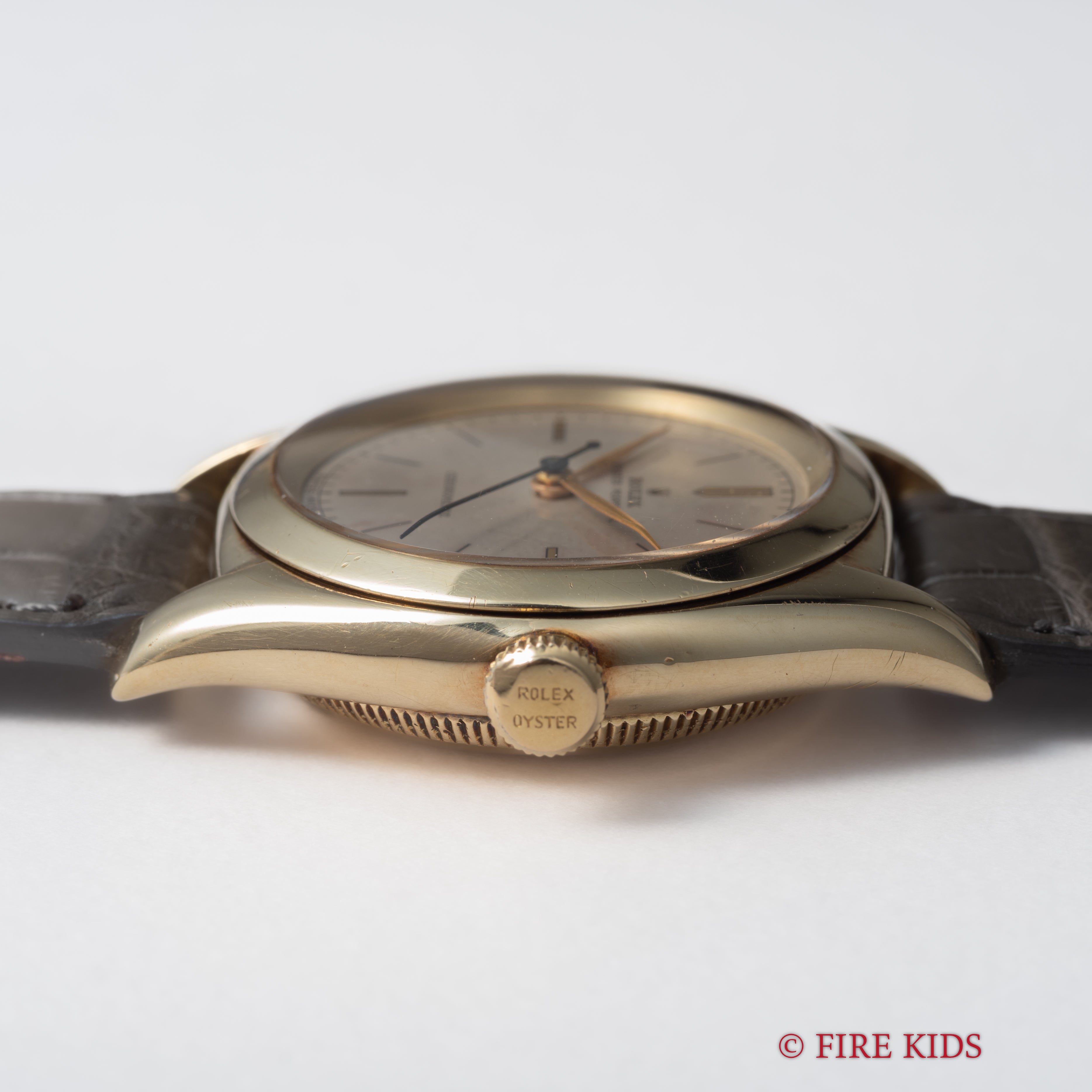 ロレックス 14金無垢バブルバック 1946年製 Ref.3131 オリジナルダイヤル 18金無垢尾錠