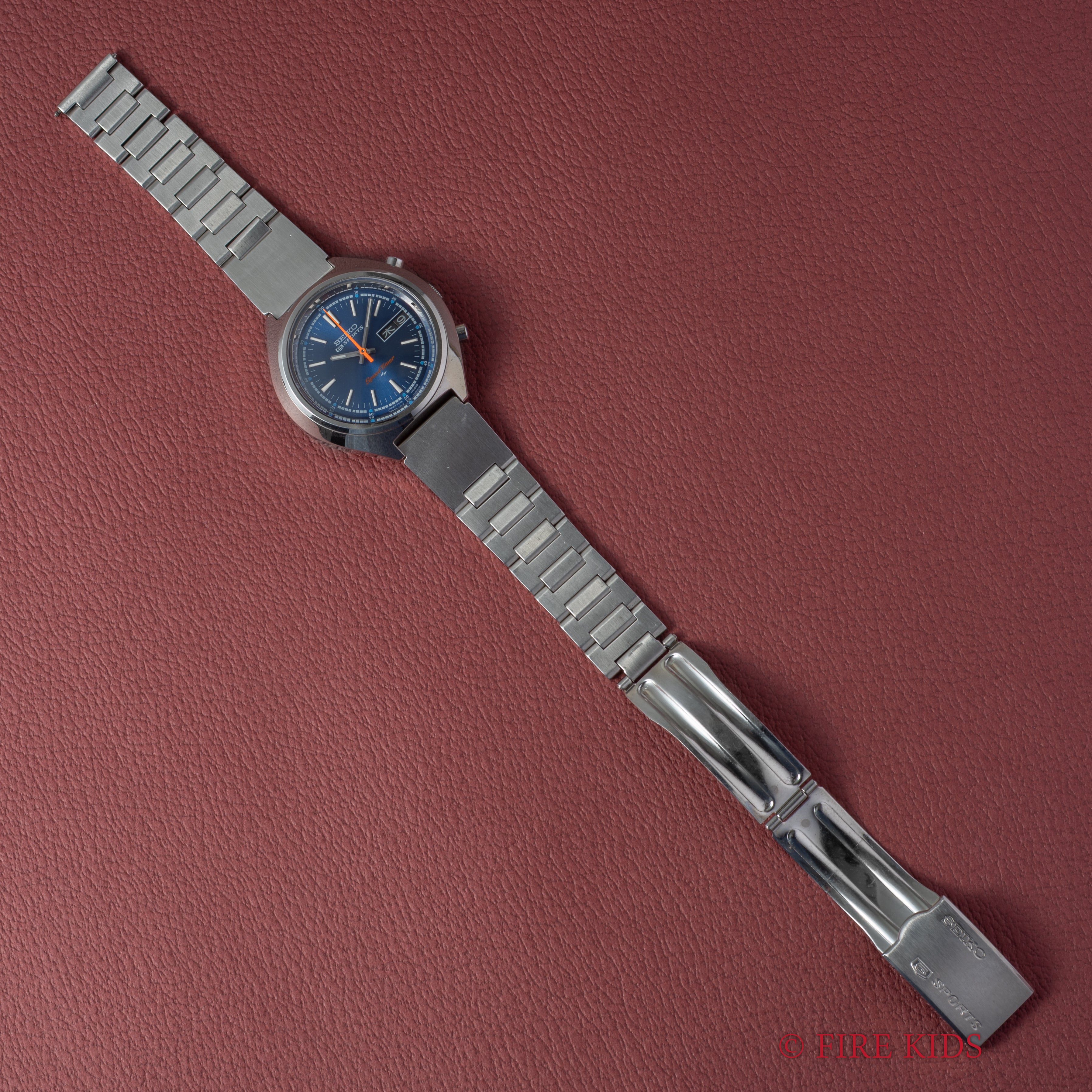 セイコー 5スポーツ スピードタイマー ブルーダイアル Ref.7015-8000 1973年製 タグ、冊子付 N.O.S