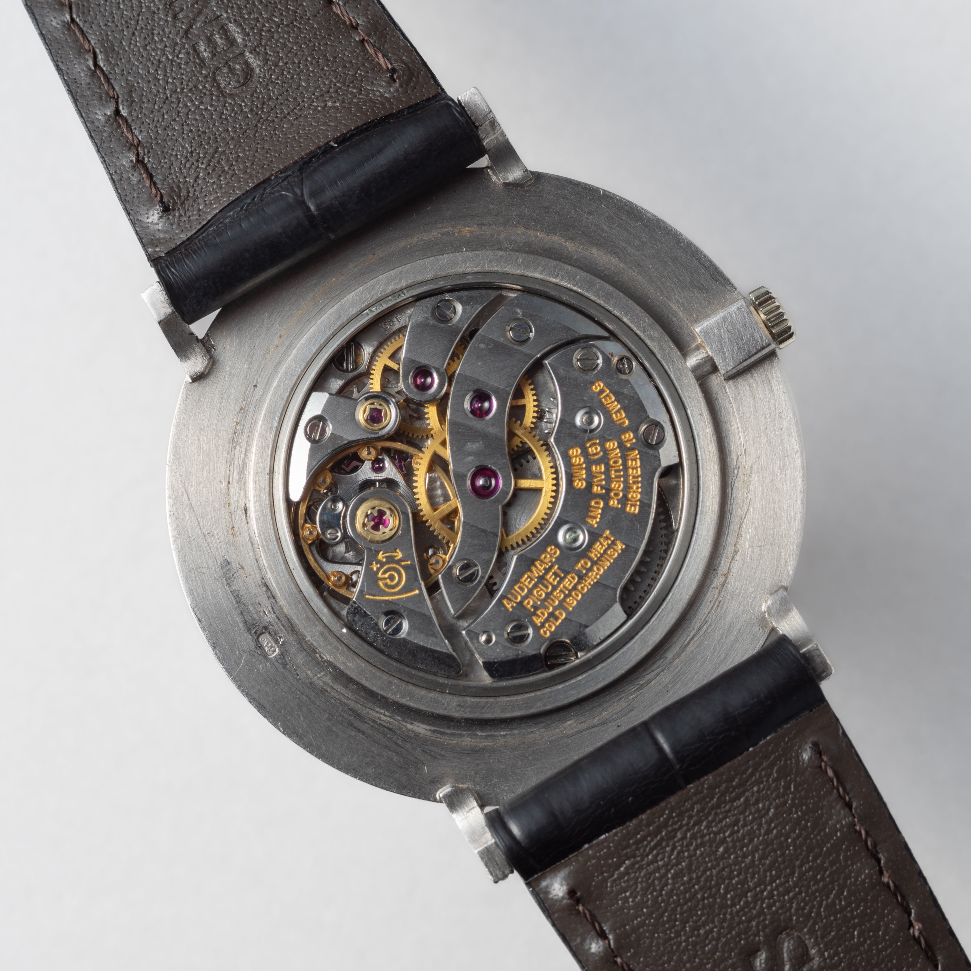 オーデマ・ピゲ ホブネイル 18金無垢ホワイトゴールド 1970年代製 自動巻 Cal.K2120 純正18KWG尾錠