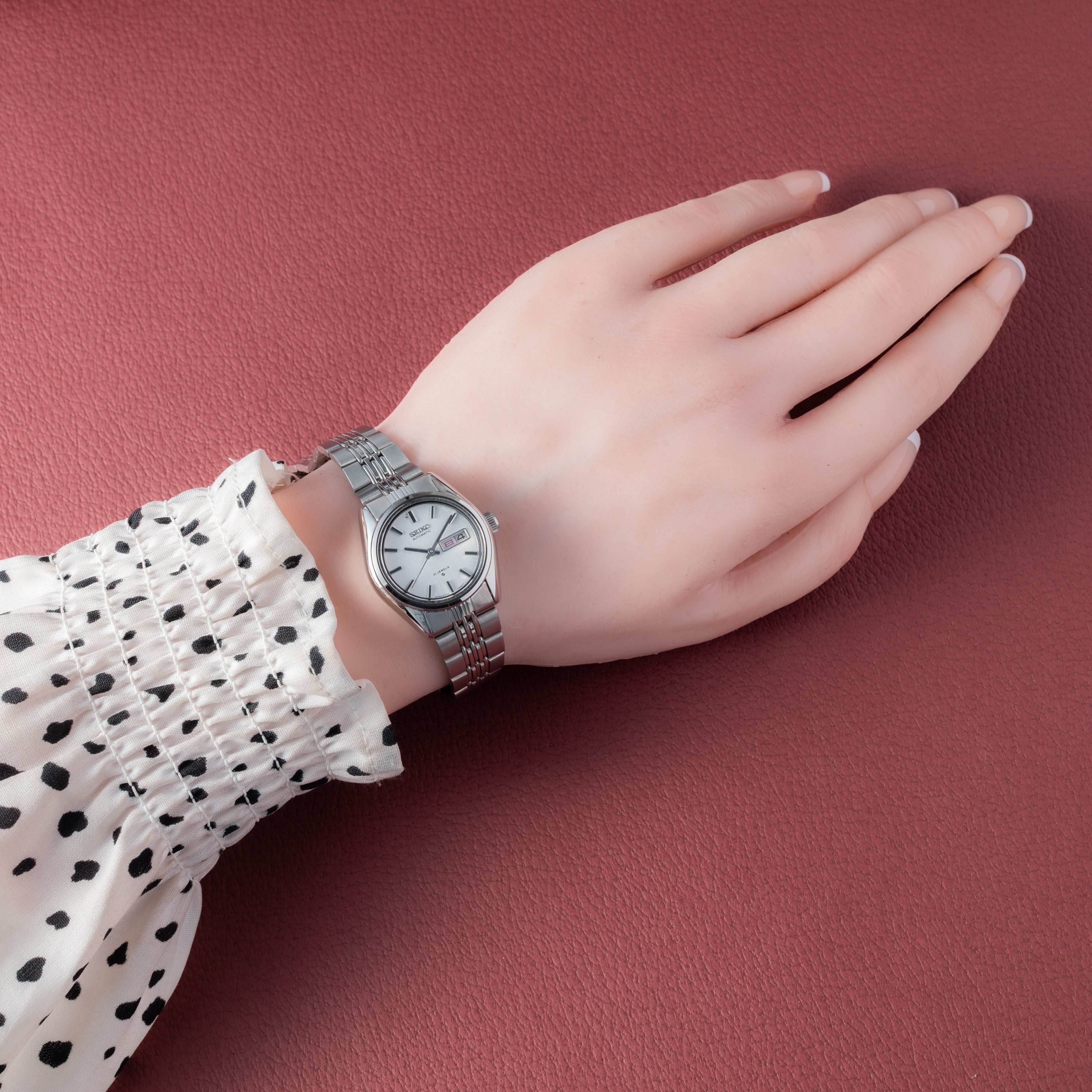 セイコー レディース自動巻 1974年製 日本語デイト 純正ステンレスブレス