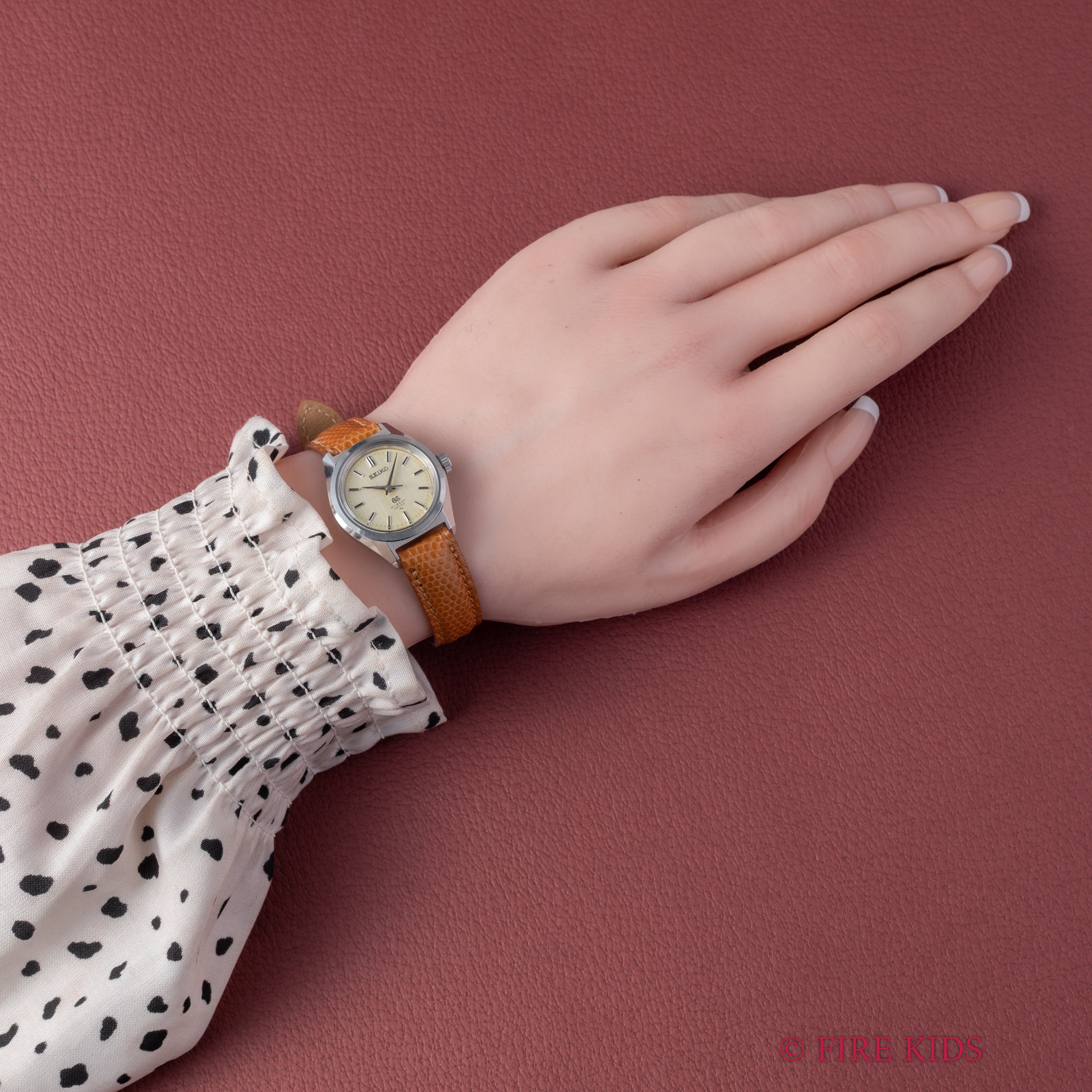 グランドセイコー レディース 1969年製 Ref.1964-0010 手巻き 10振動 19GS