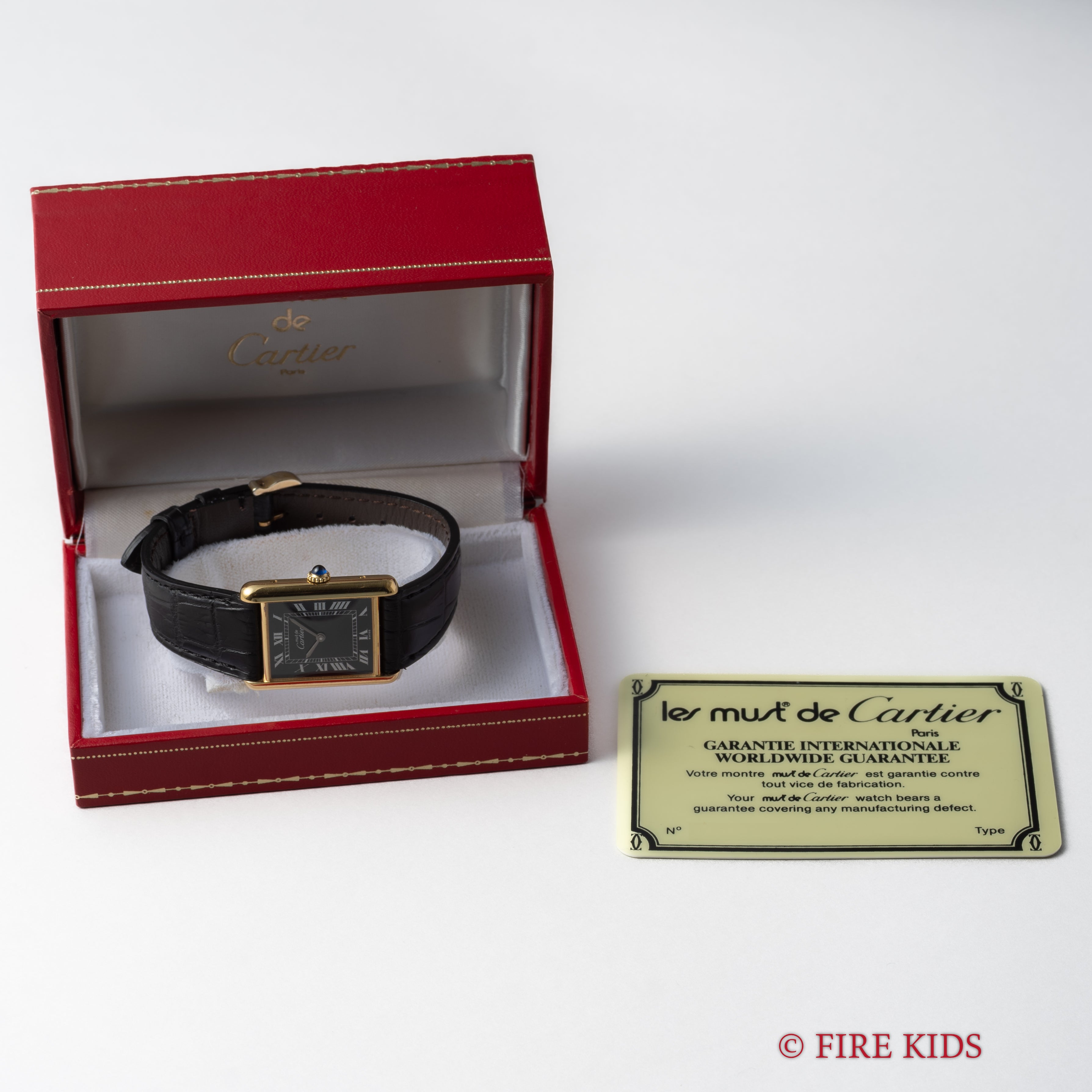 カルティエ マストタンク 1980年代製 LMサイズ ブラックローマンダイヤル 手巻 純正尾錠 箱ギャラ付
