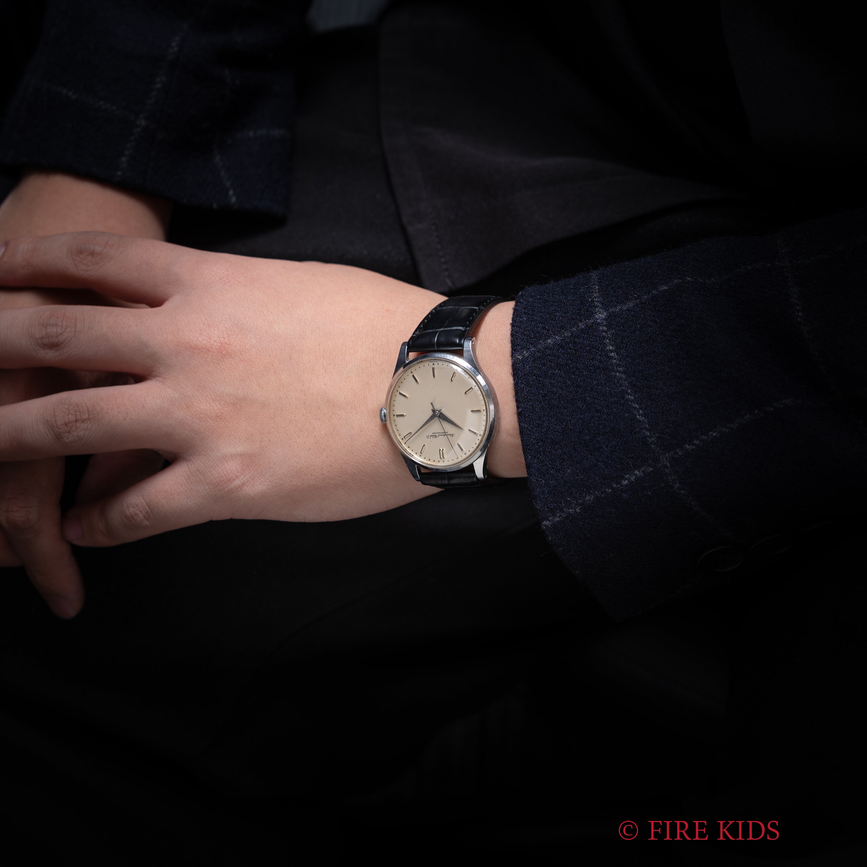 IWC ラウンドケース 1962年製 手巻き Cal.89 砲弾インデックス