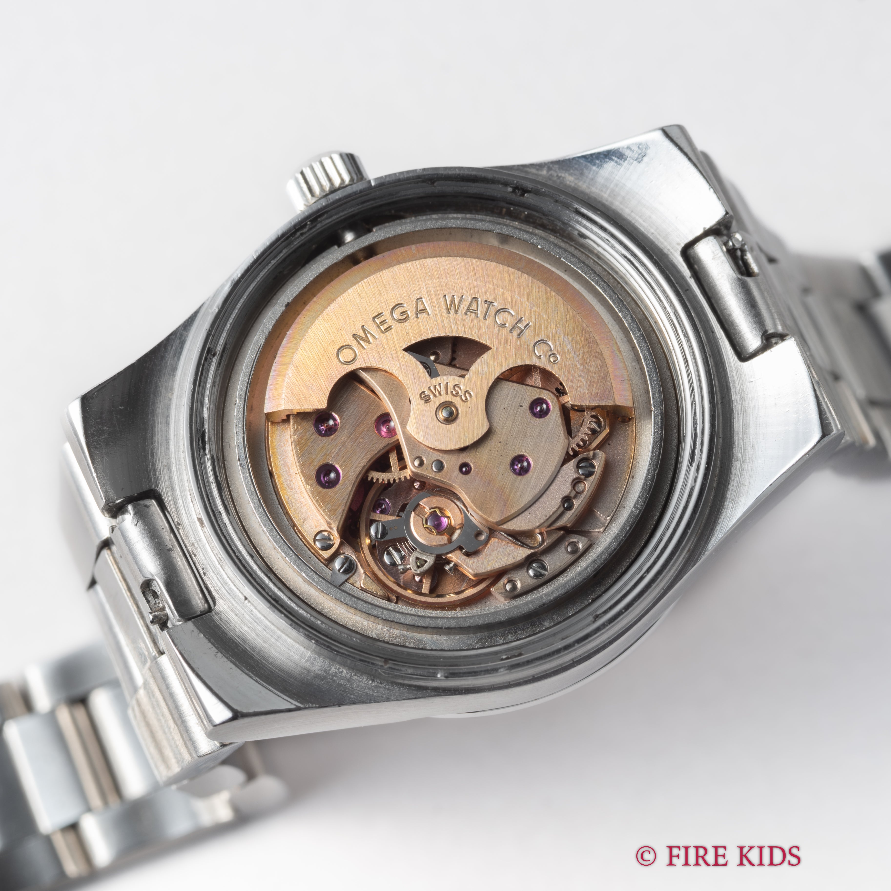 オメガ ジュネーブ レディース Ref.566.0067 1973年製 Cal.684 自動巻き 純正ブレス付き ネイビーダイヤル