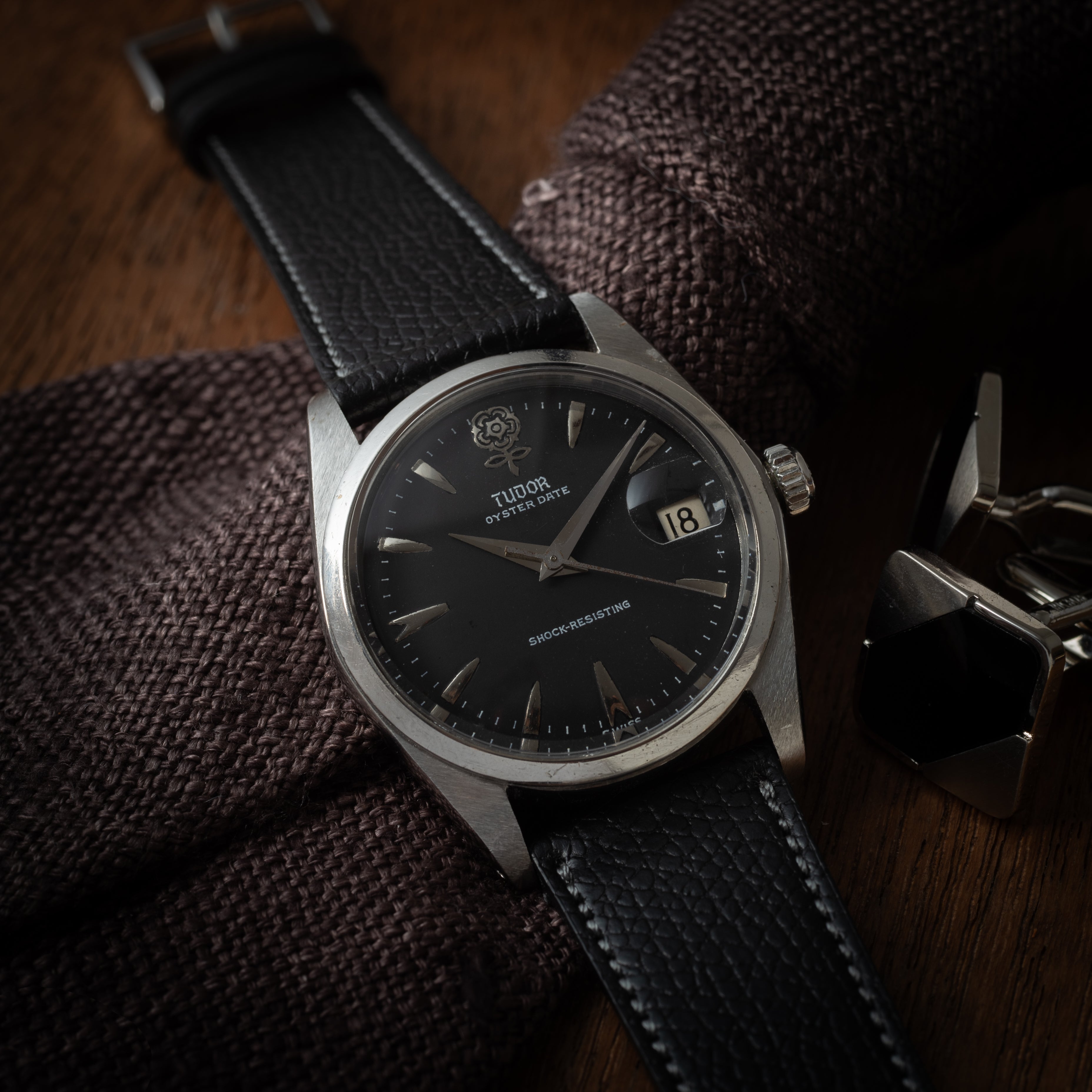TUDOR OYSTER DATE デカ薔薇 1960年代OH済 手巻 - 腕時計(アナログ)