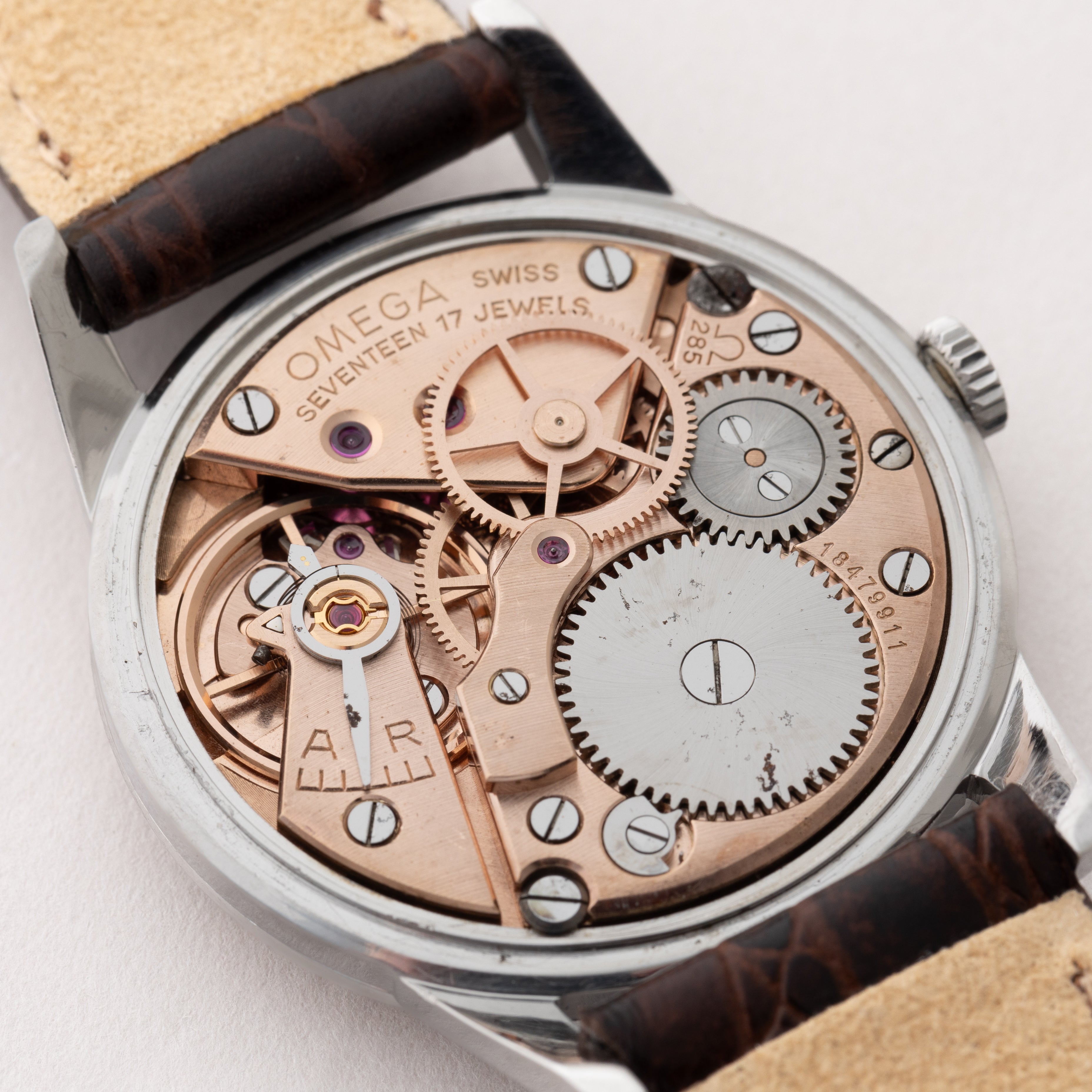 オメガ 30mmキャリバー 1961年製 Cal.285 手巻き ラウンド 3針