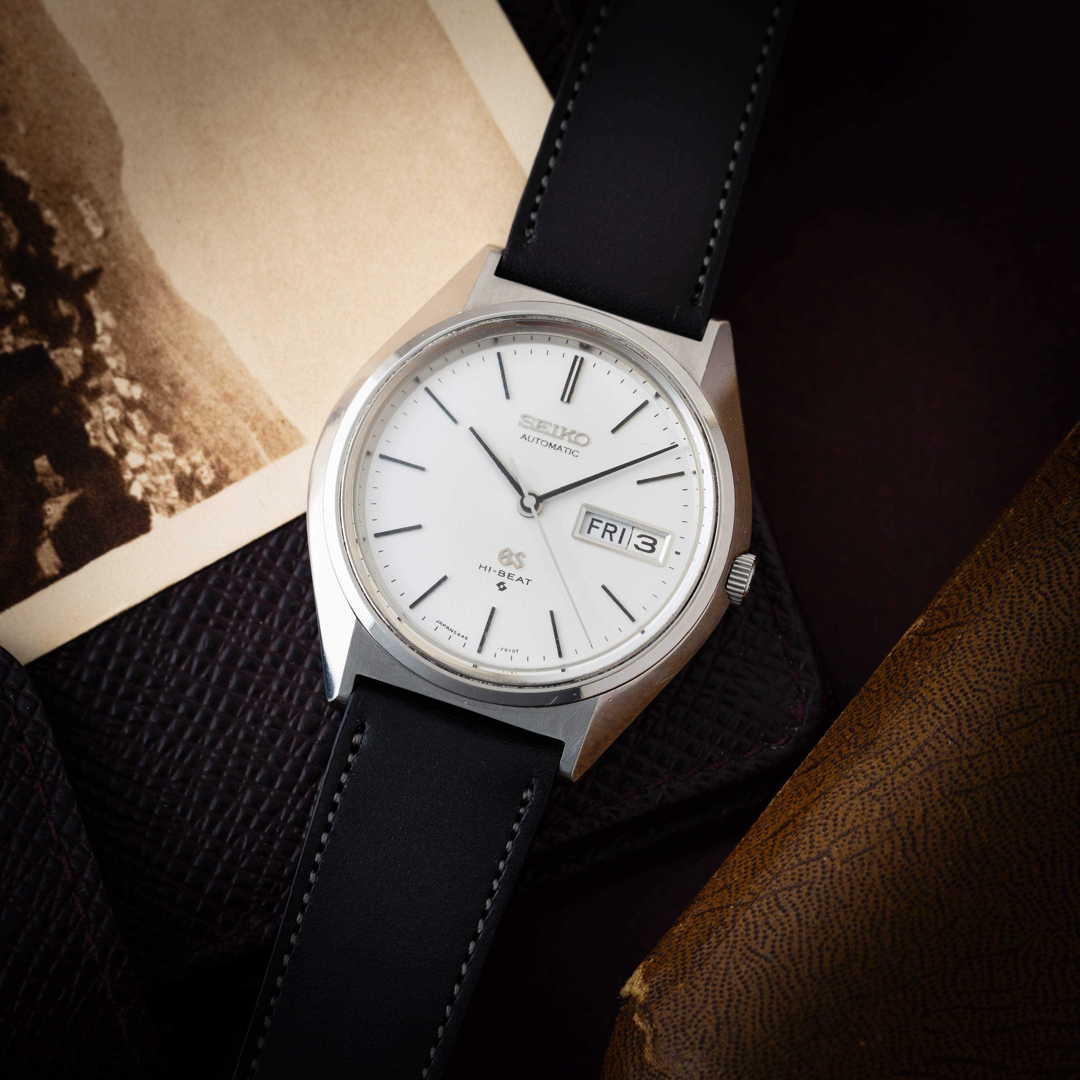 グランドセイコー（GS）5646-7010  1971年製　自動巻時計＊美しいホワイトダイアル