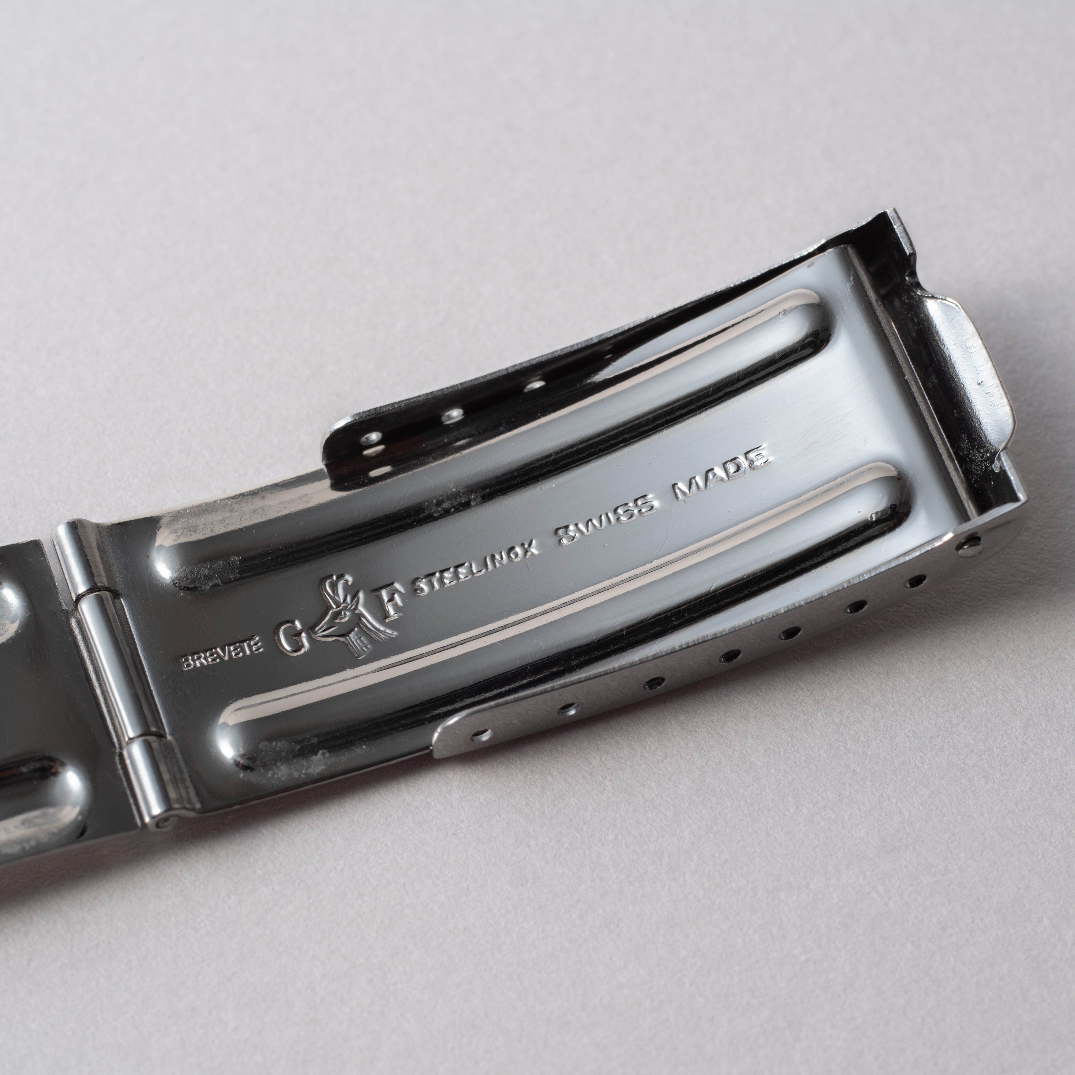 IWC ヨットクラブ 1966年製 ブラックダイヤル 純正ゲイフレアー