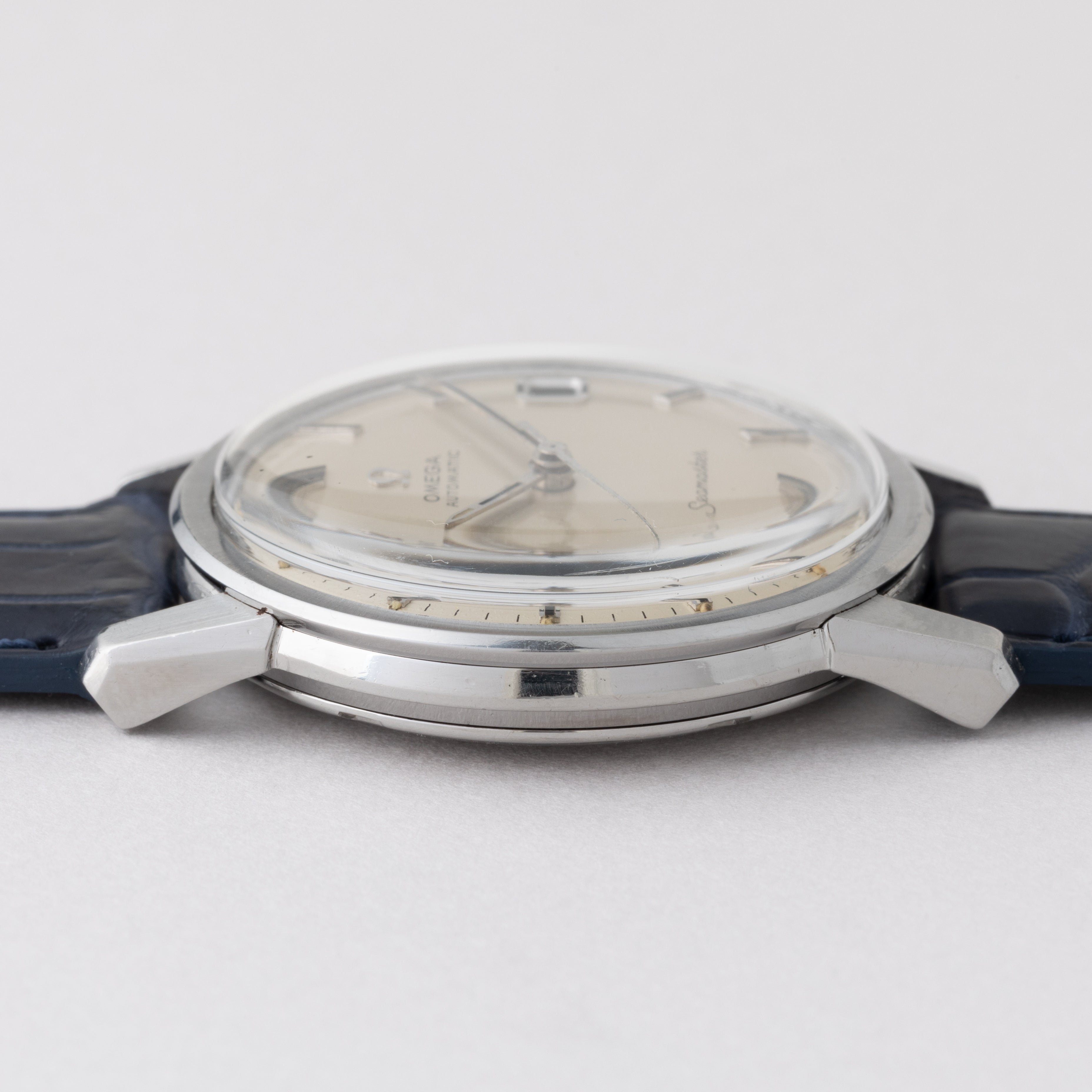 オメガ シーマスター 1968年製 ラウンドケース シルバーダイヤル Ref.166.003