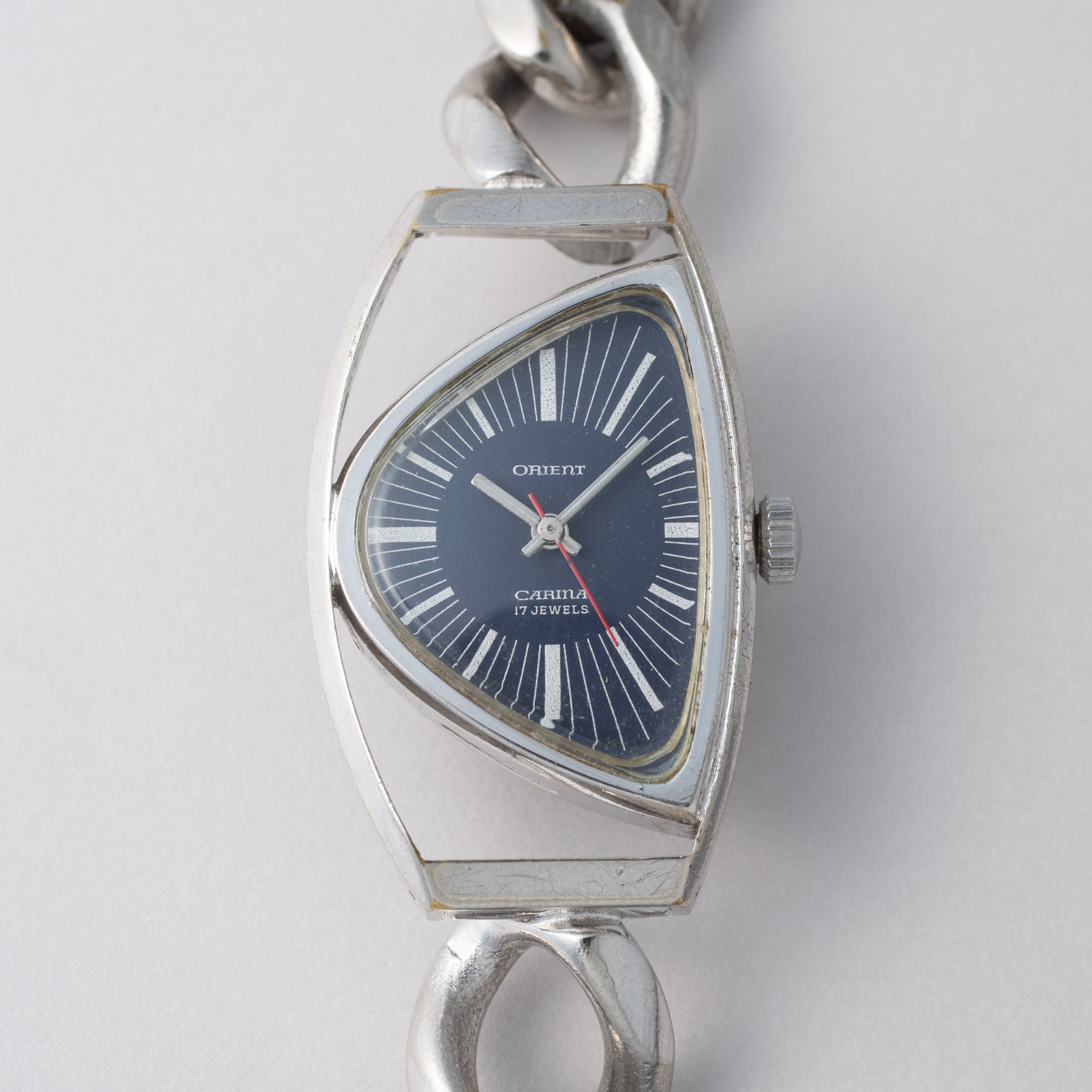 オリエント カリーナ ボーイズサイズ 三角時計 ベンチュラタイプ 手巻き 1960年代製 – FIRE KIDS