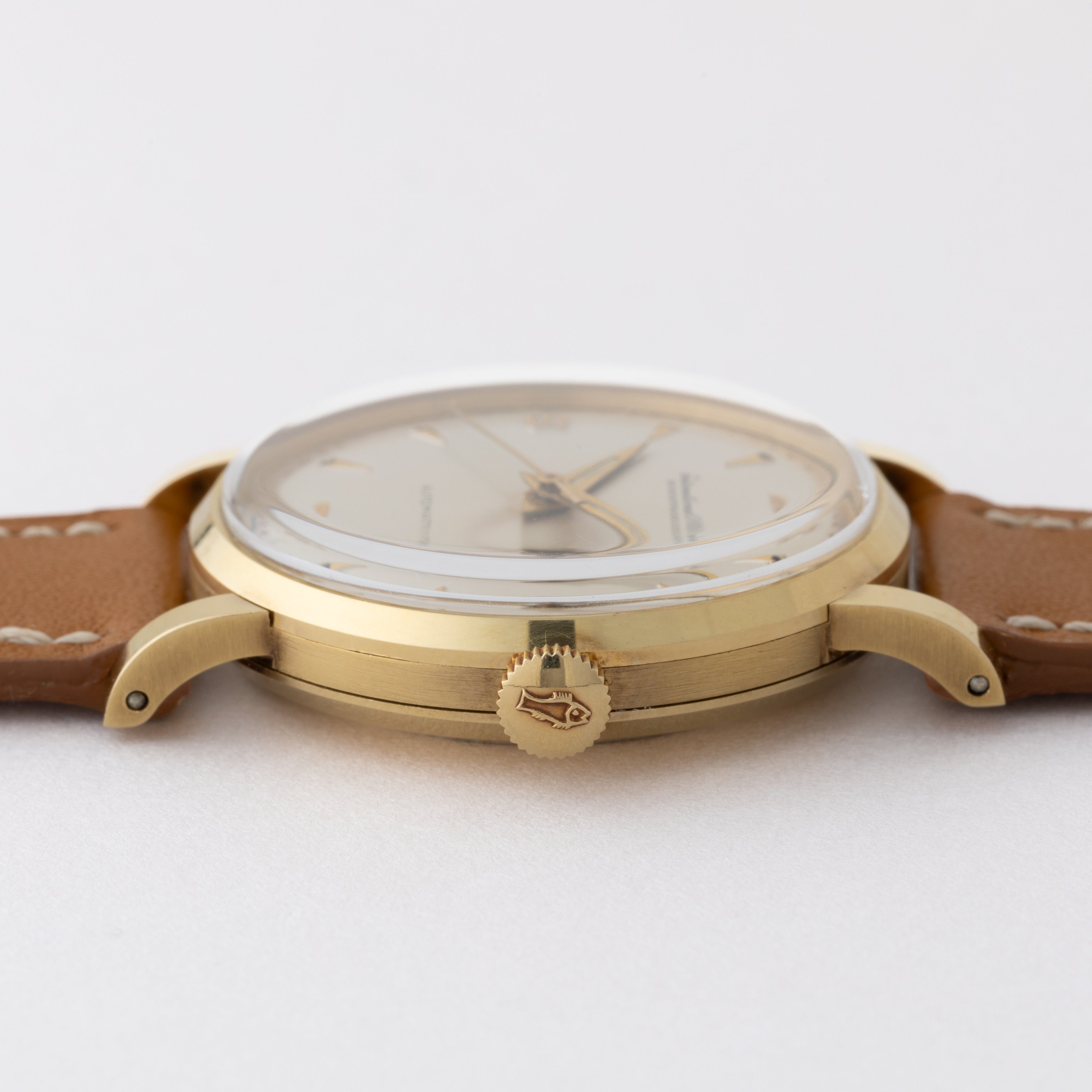 IWC 18金無垢ラウンドケース1957年製 箱、販売店ギャラ付き
