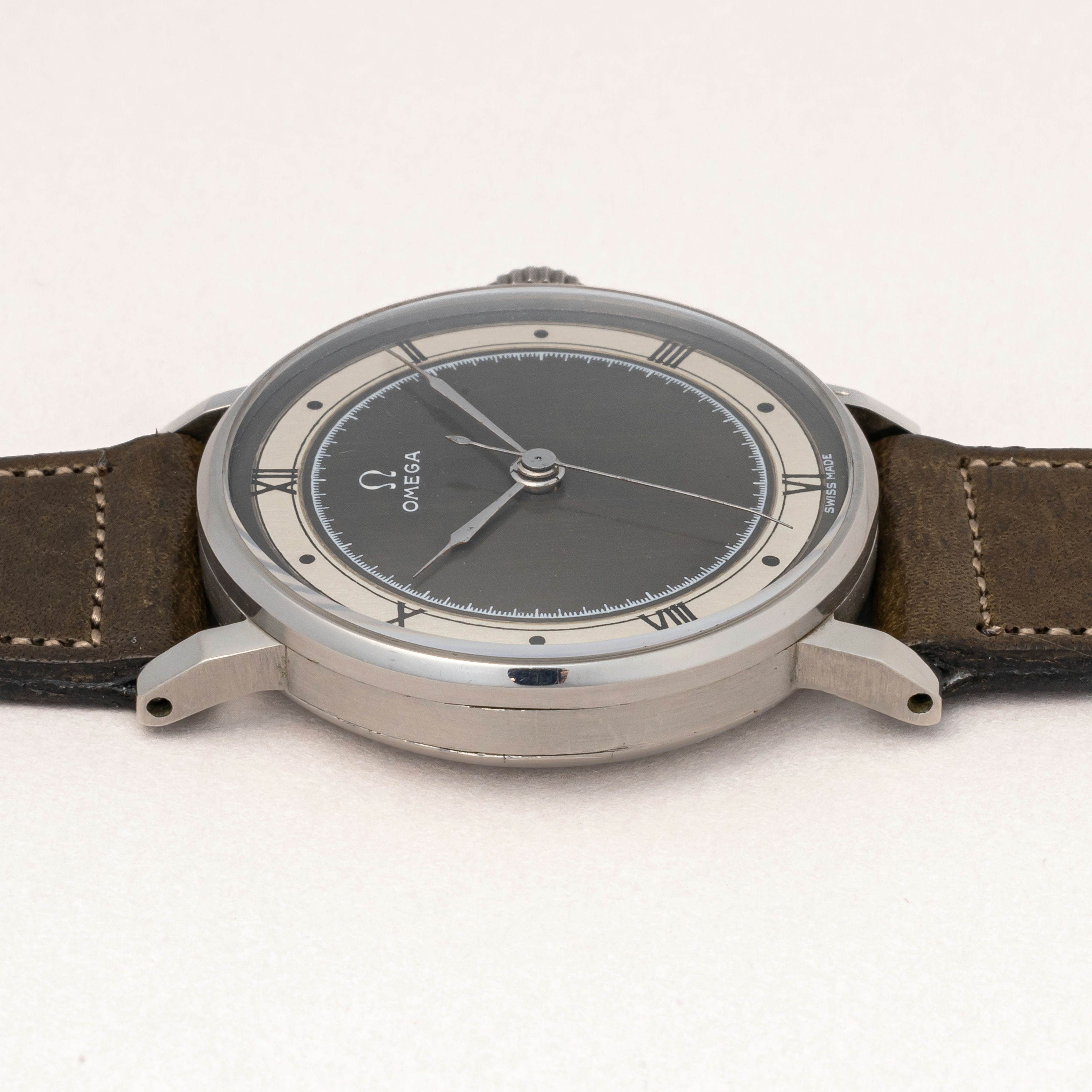 オメガ 30mmキャリバー ステンレスケース 1940年代製 Ref.2242/1 Cal.30SC T1 手巻き