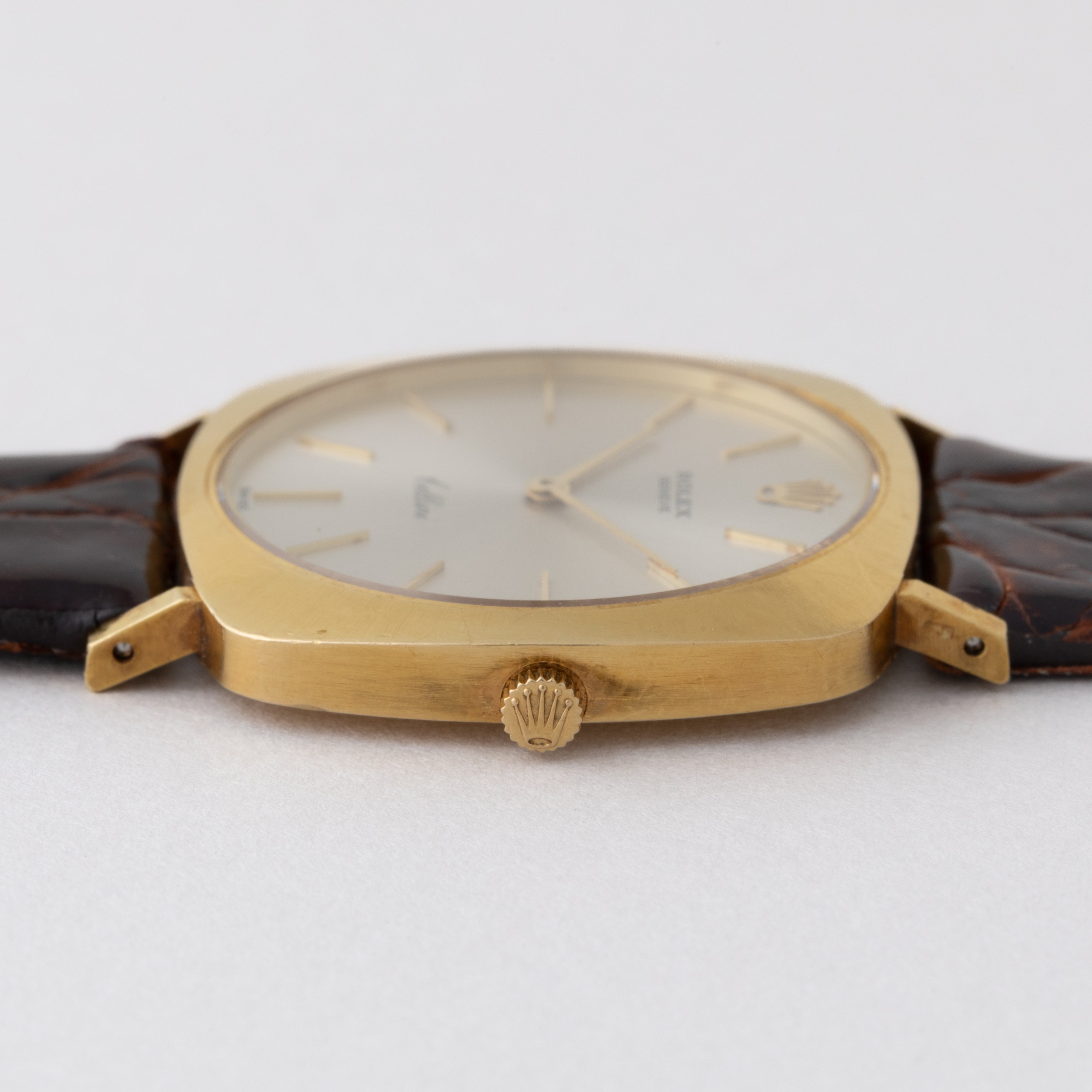 ロレックス チェリーニ 1969年製 クッションケース 18金無垢製 手巻き Ref.3747