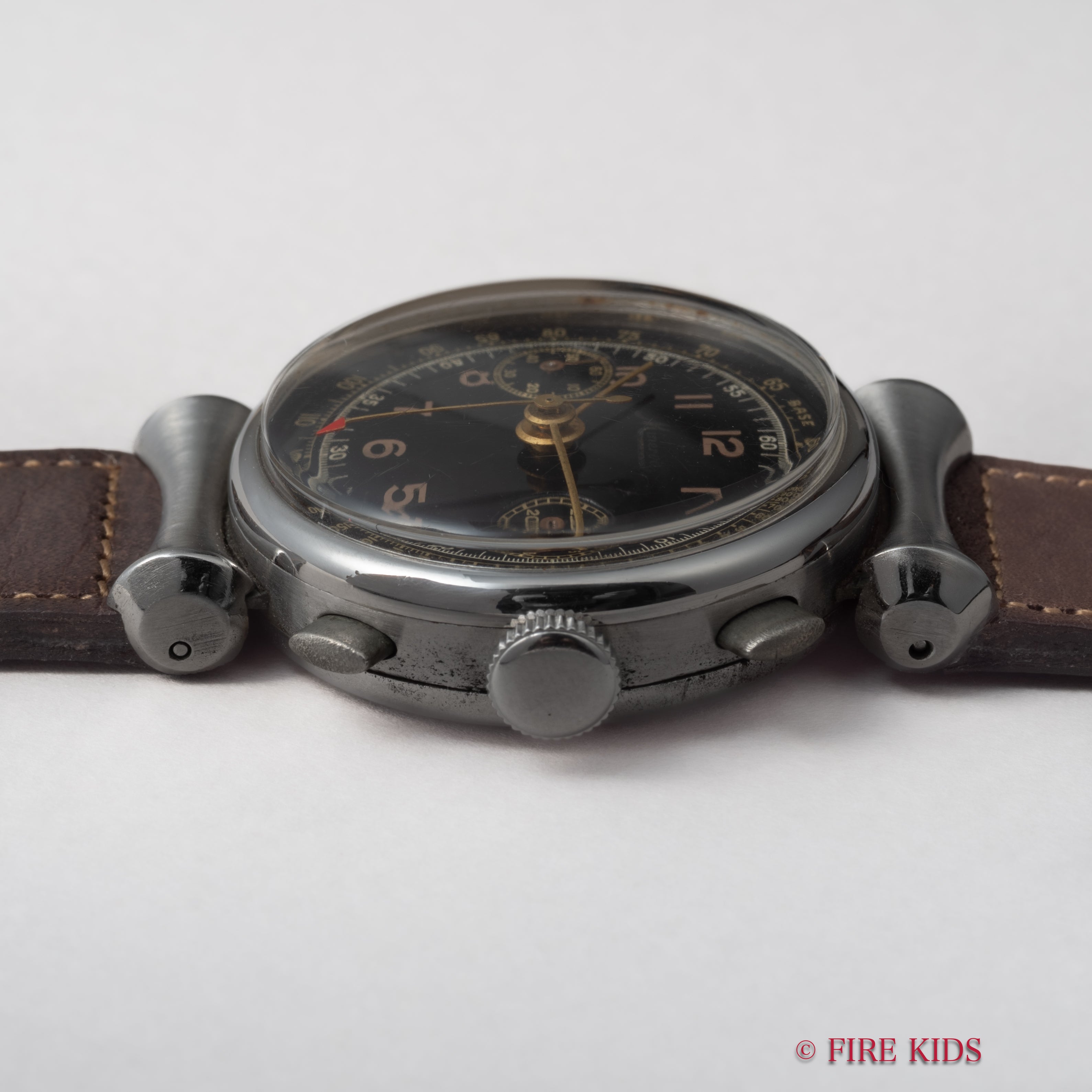 ミネルバ 2レジスタークロノグラフ 手巻き 1940年代 Cal.13-20CH