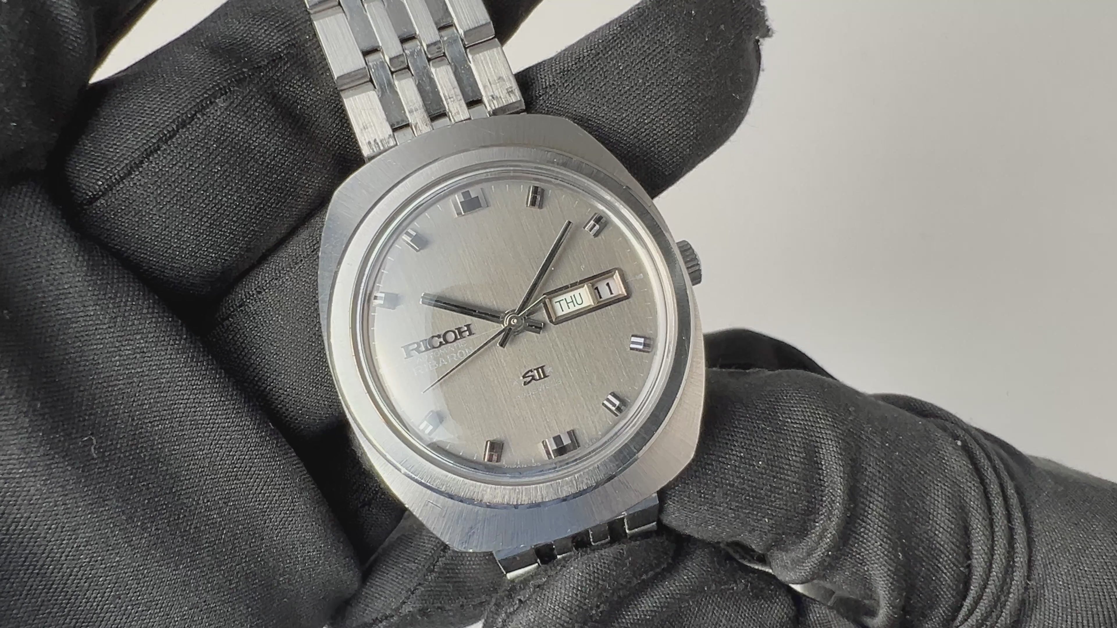 ヴィンテージ　RICOH リコー リバロン 自動巻き腕時計 リコー リバロン 1970年代 グレーダイヤル デイデイト 自動巻