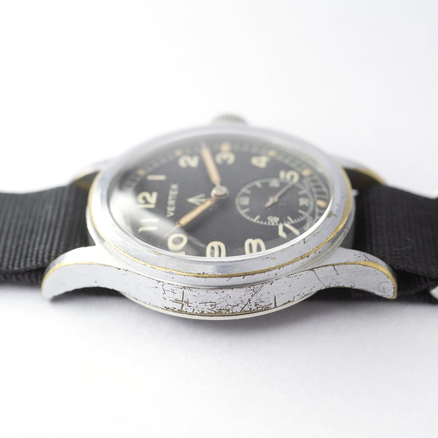VERTEX イギリス軍用時計 ブロードアロー W.W.W.1940年代製 ダーティーダース