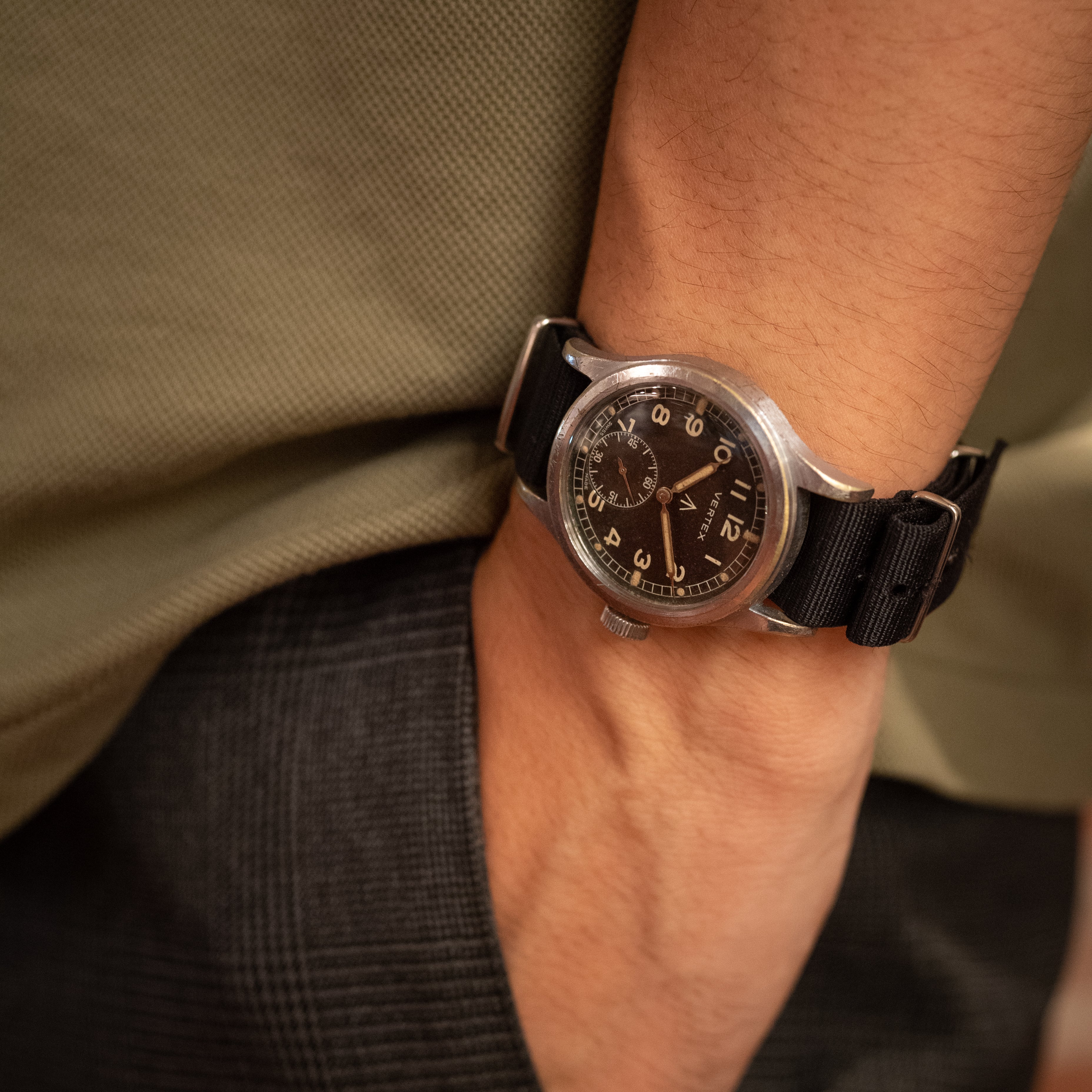 TIMOR 軍用時計 ブロードアロー ダーティーダーゼン - 腕時計