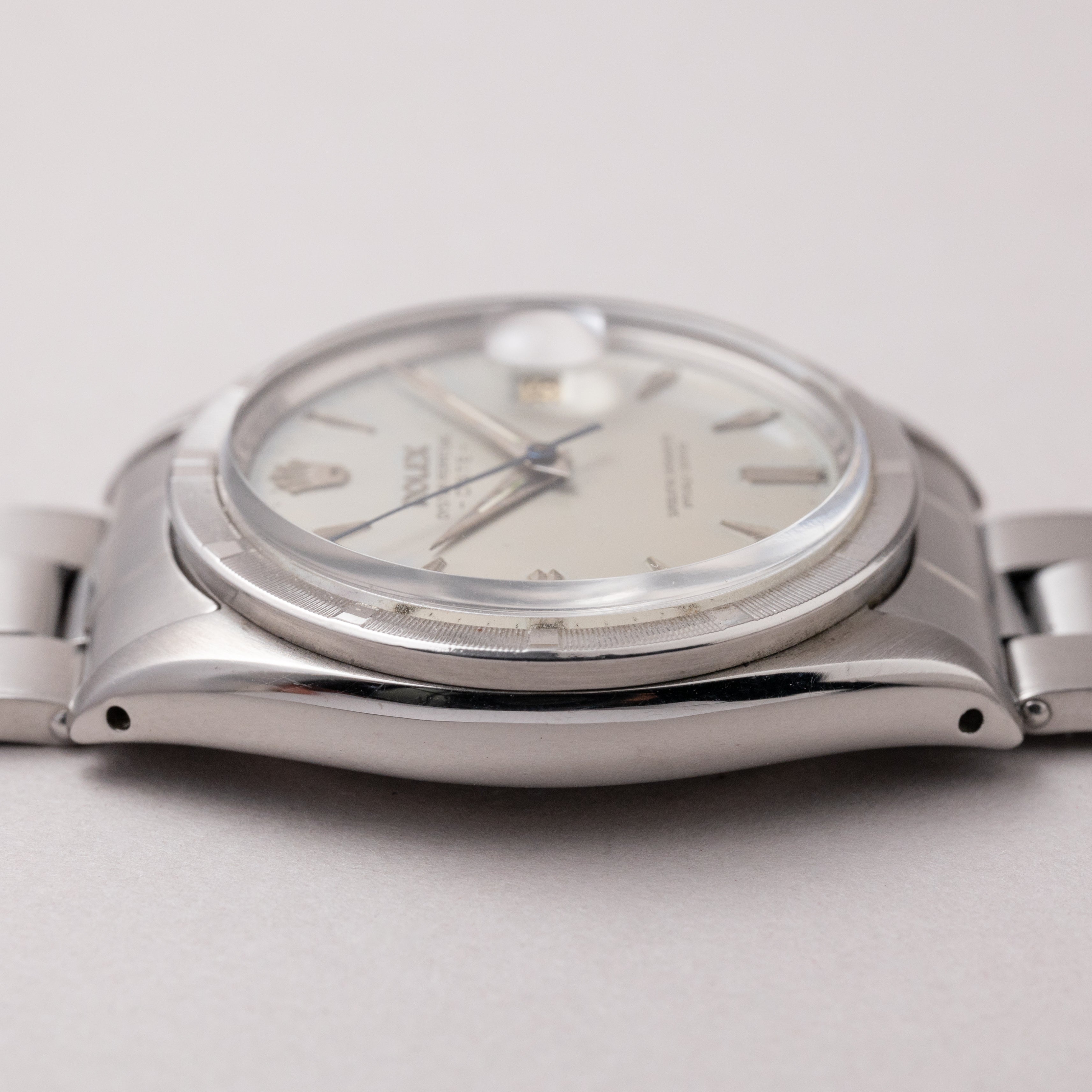 ロレックス ROLEX オイスターパーペチュアル エンジンターンド