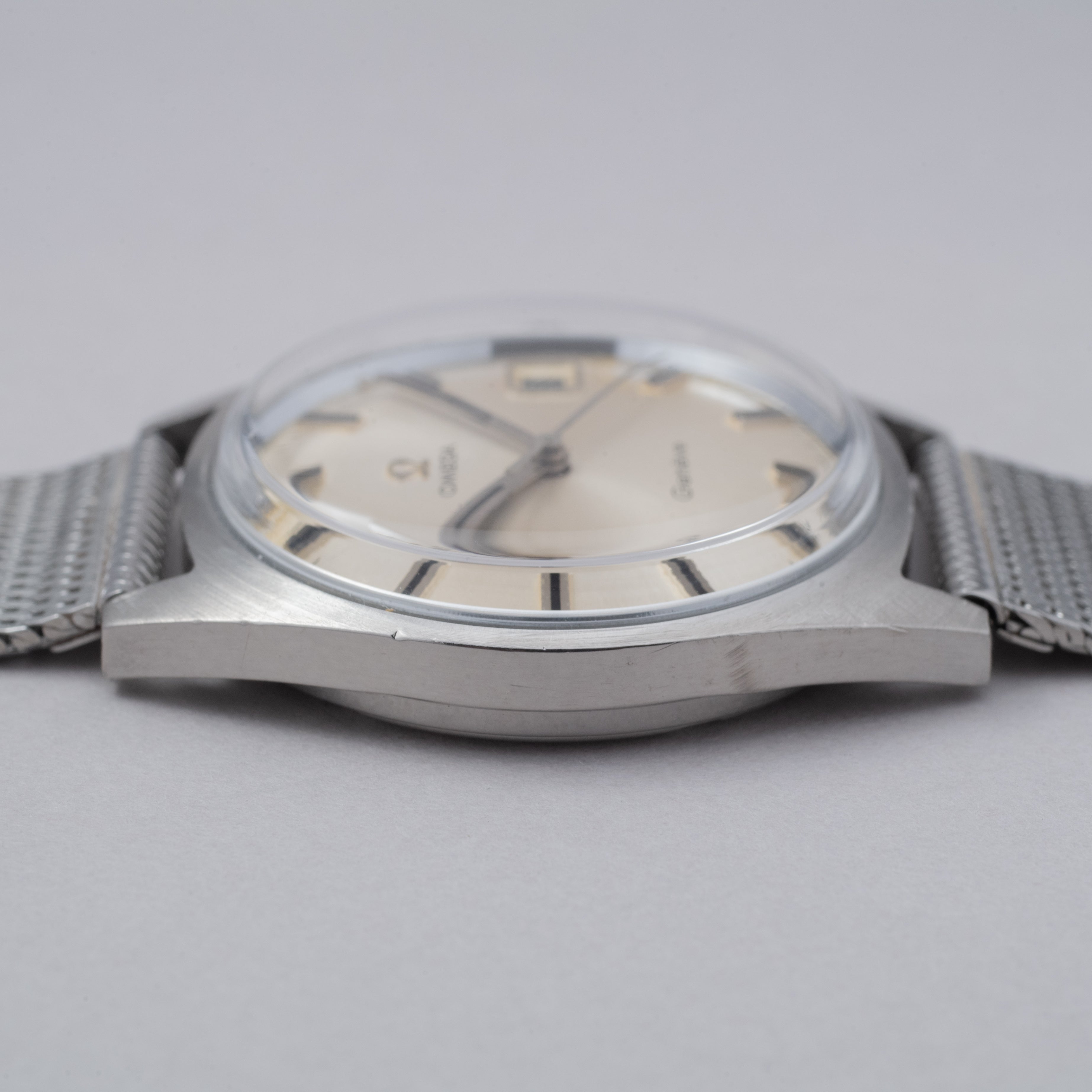 オメガ ジュネーブ 1968年製 手巻き Cal.613 純正メッシュブレス